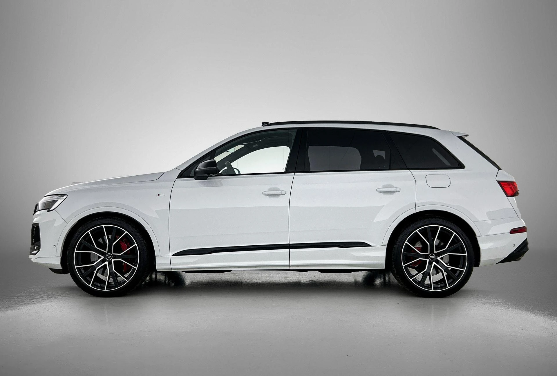 Audi-Q7-image-2