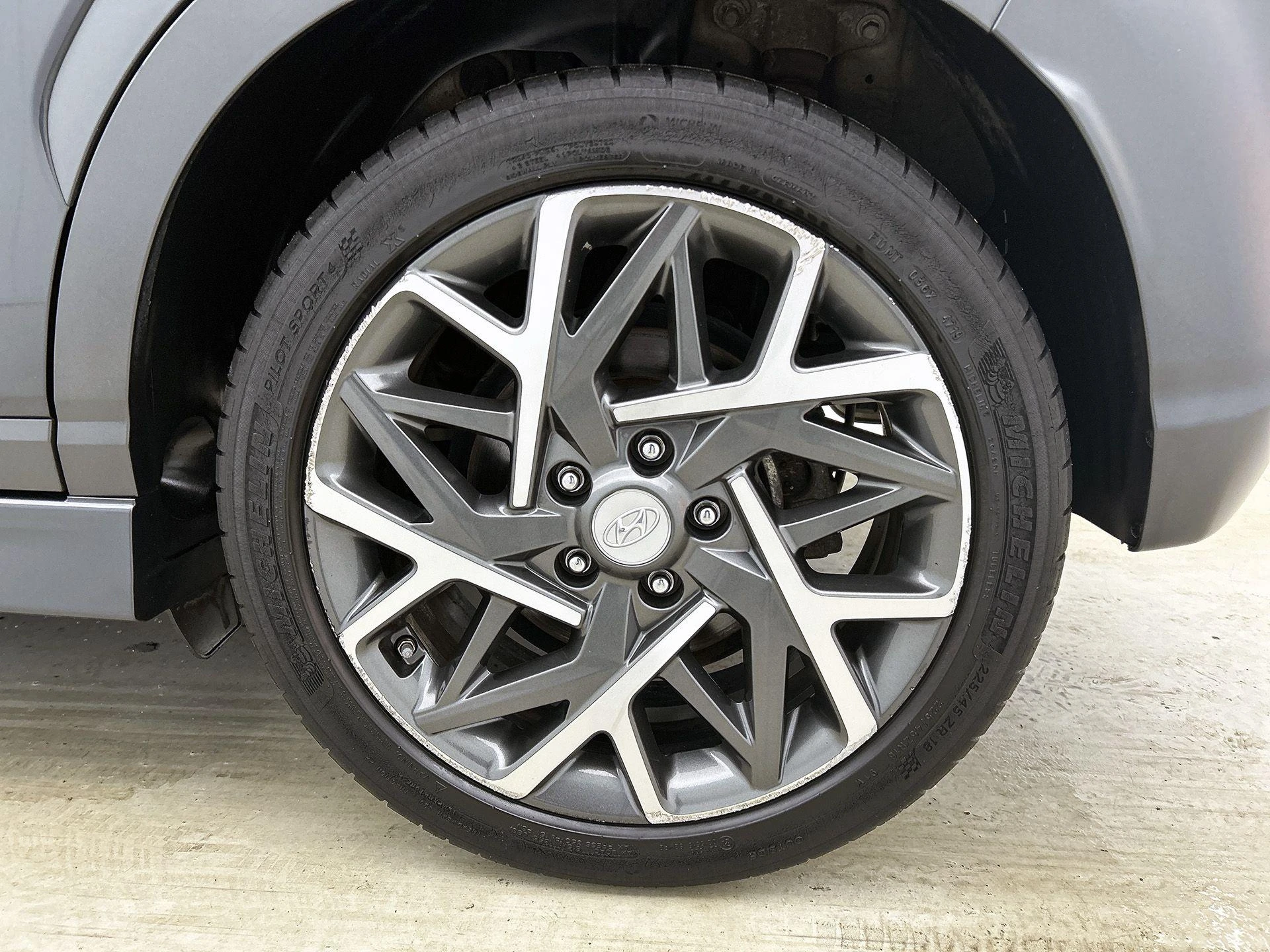 Hyundai-Kona-image-40