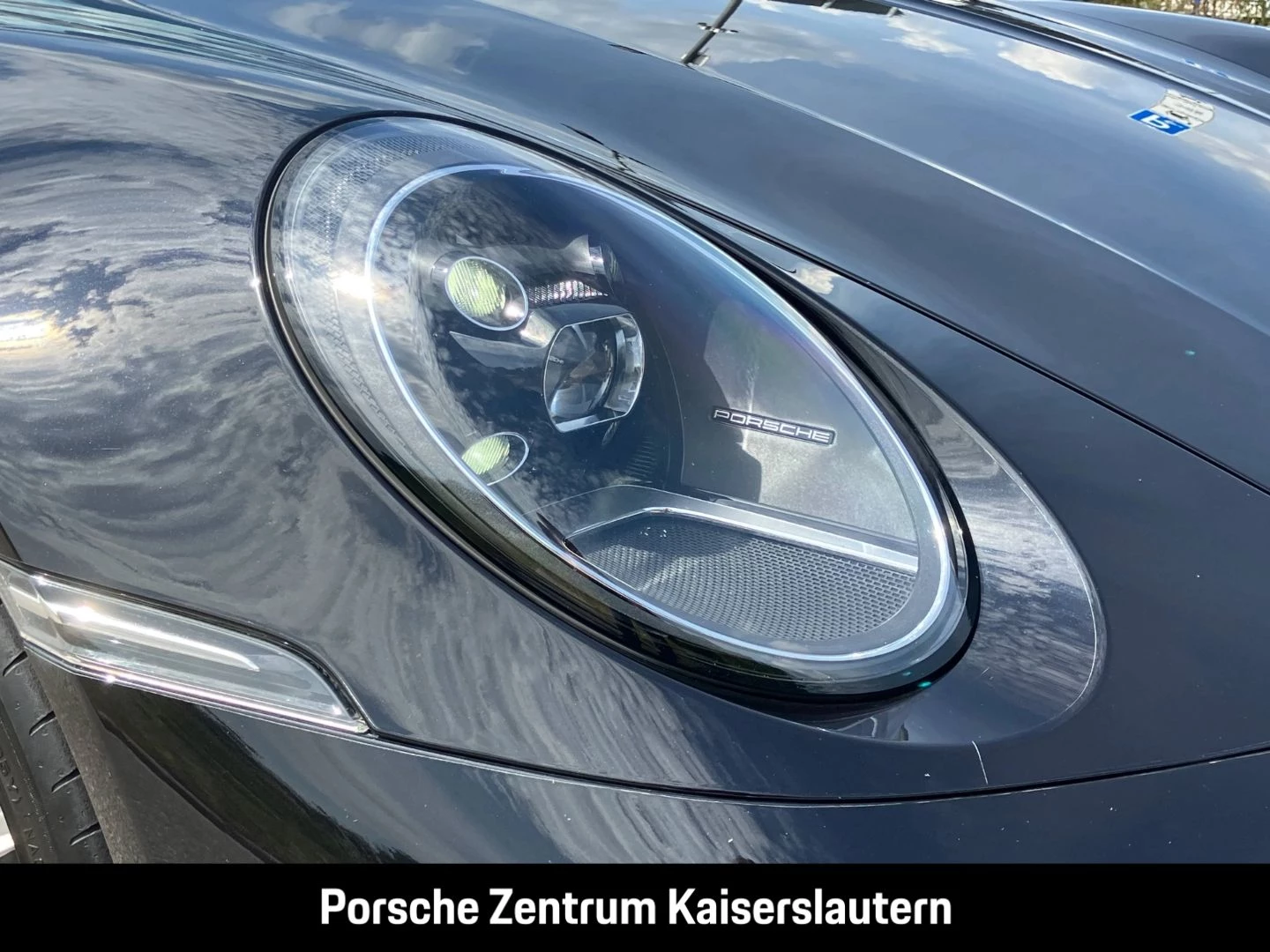 Porsche 911 992 Carrera 4 Cabrio Sportabgas BOSE 21-Zoll carrera