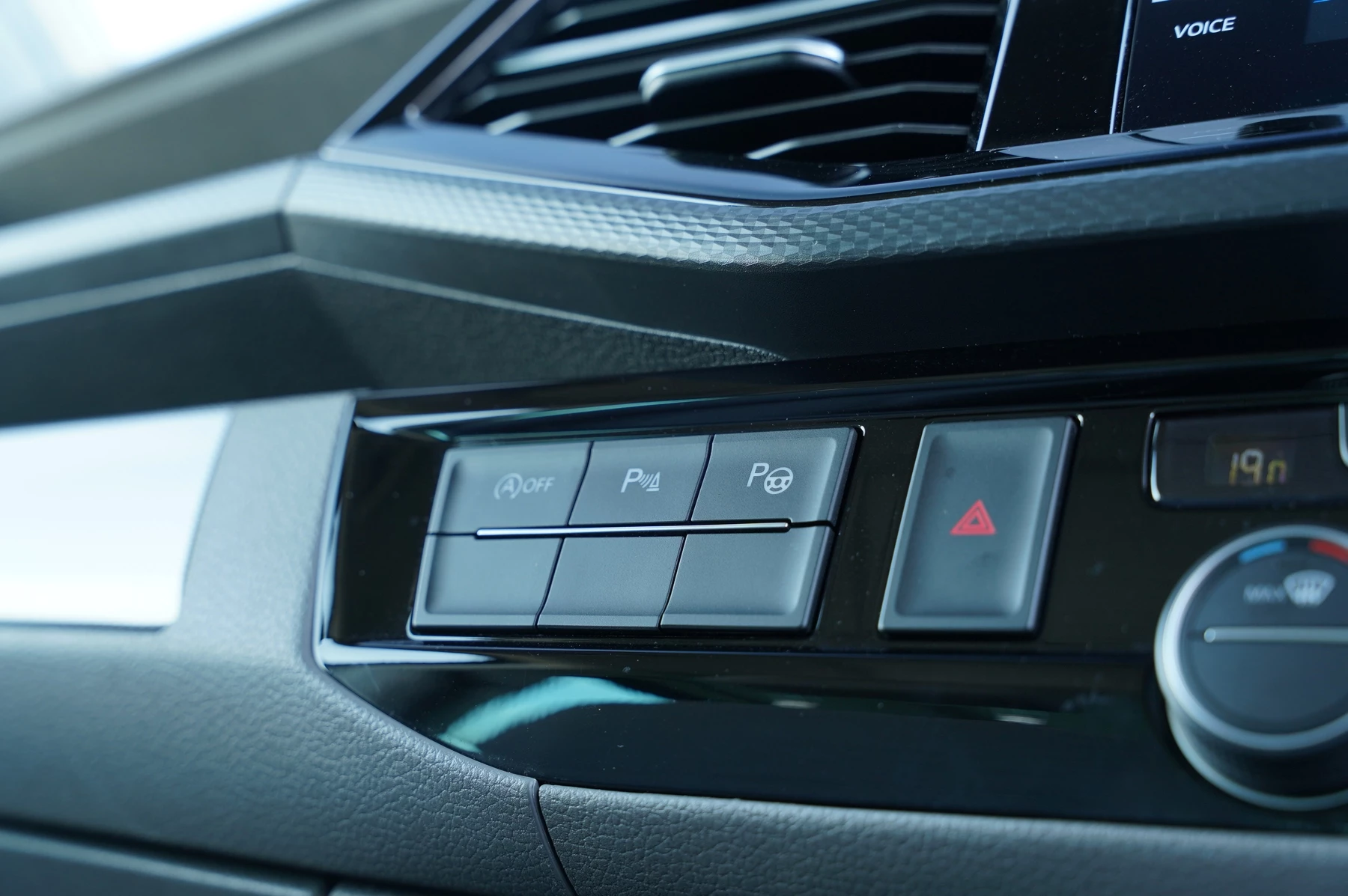 Volkswagen-California-image-47