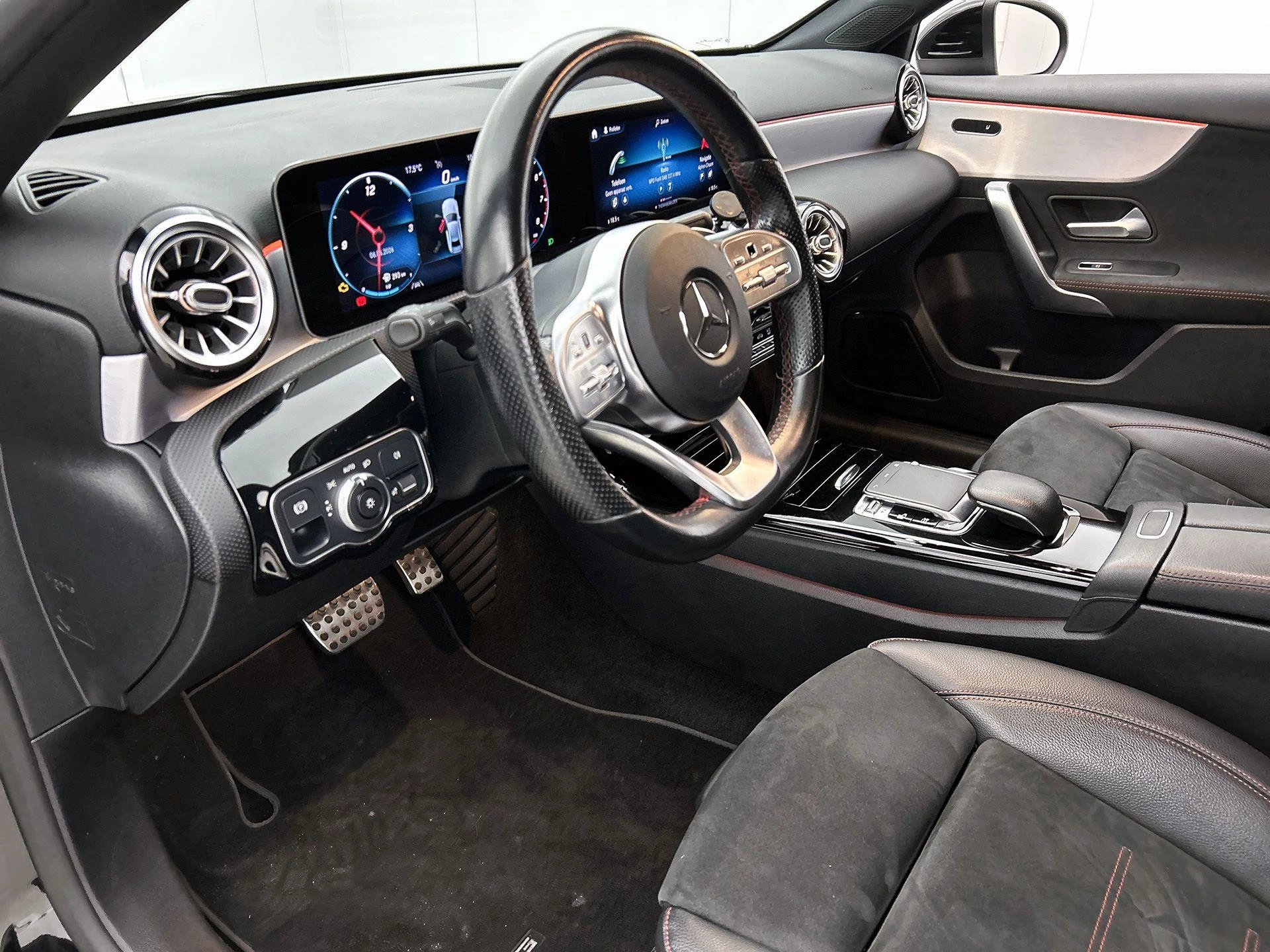 Mercedes-Benz-A-Klasse-image-19