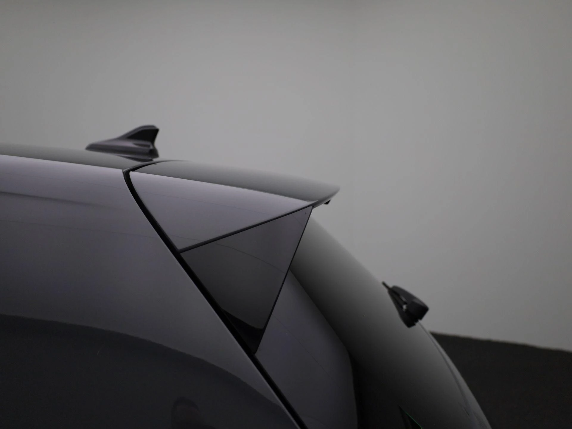 Volkswagen-Golf-image-42