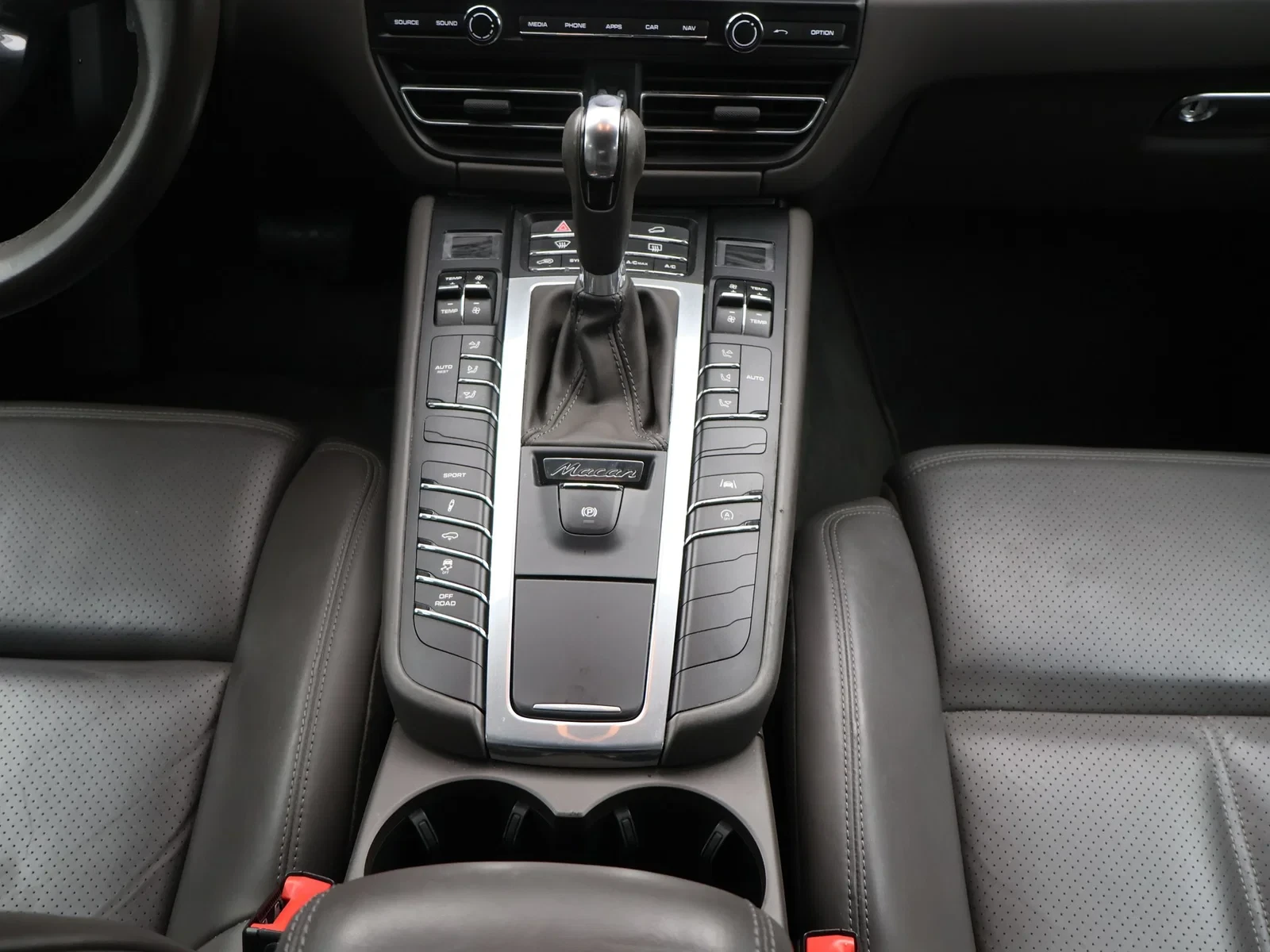 Porsche Macan Macan 2.0TFSI 245PK PDK BRUIN LEDER*AUTOMAAT*SPORTUITLAAT*NAVI*BLTH*CRUISE*TREKHAAK*...
