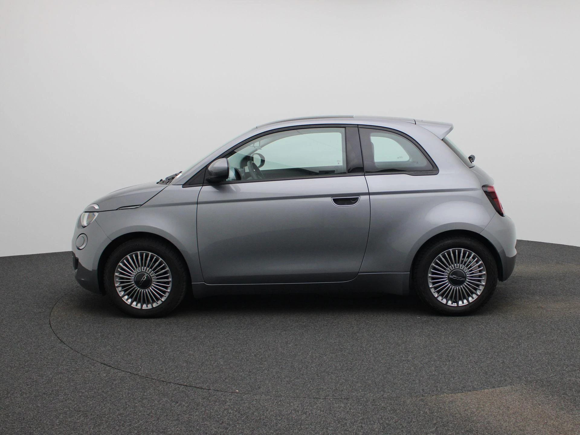 Fiat-500-image-3