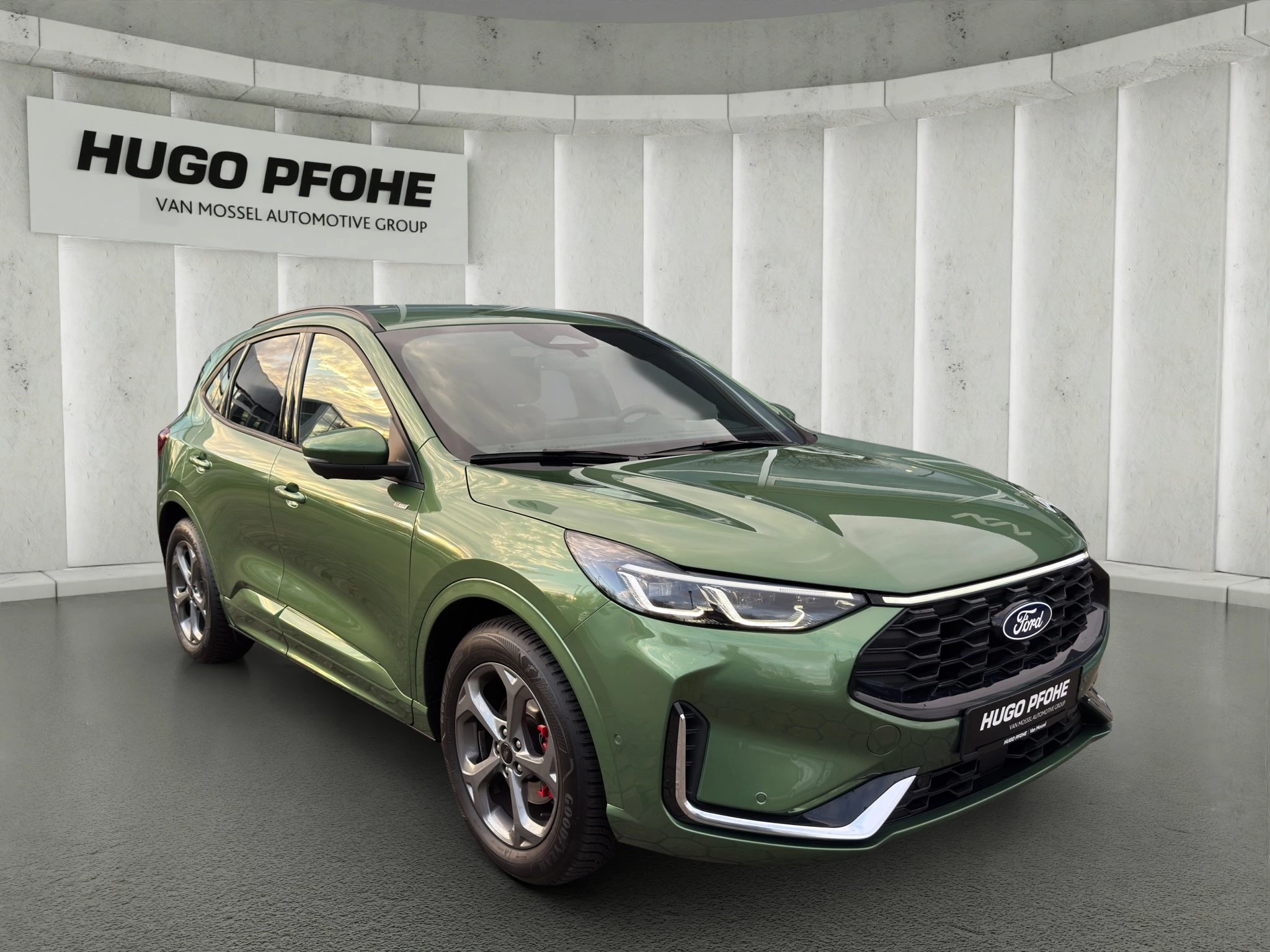 Ford Kuga ST-Line X Aut.*360GRAD*LED-MATRIX*NAVI*GRA*WINTER-PKT.