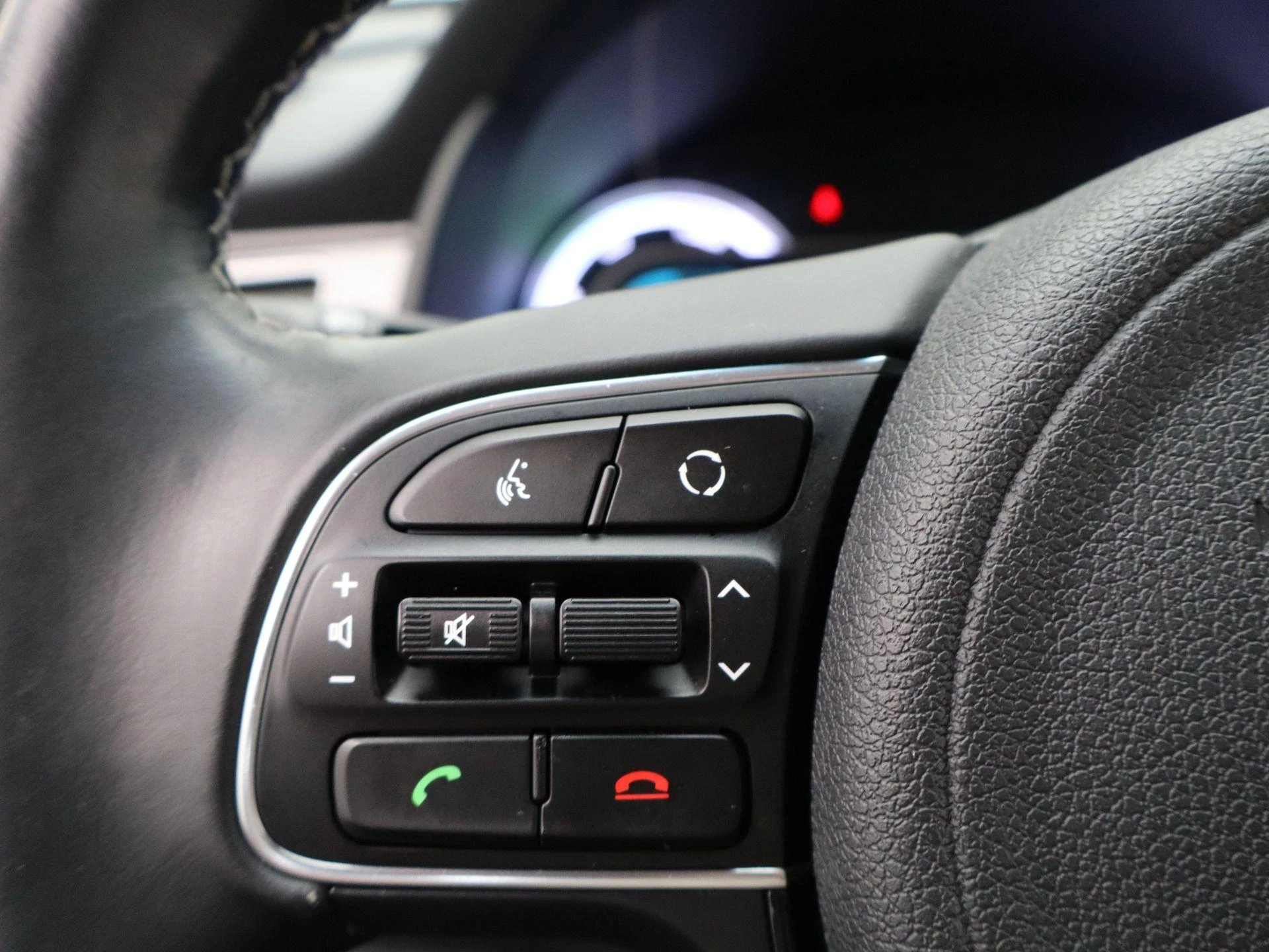 Kia-Niro-image-23