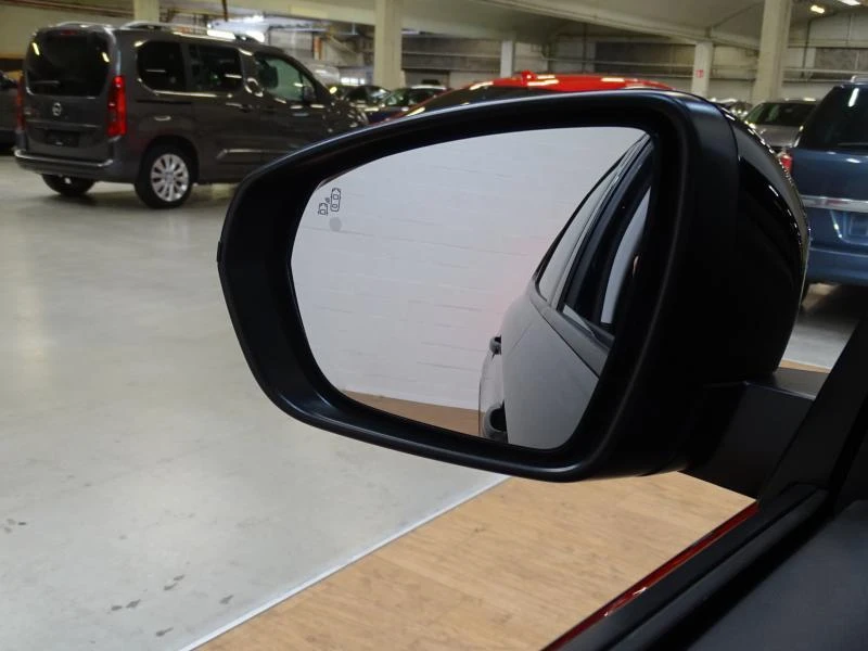 Opel-Grandland X-image-18
