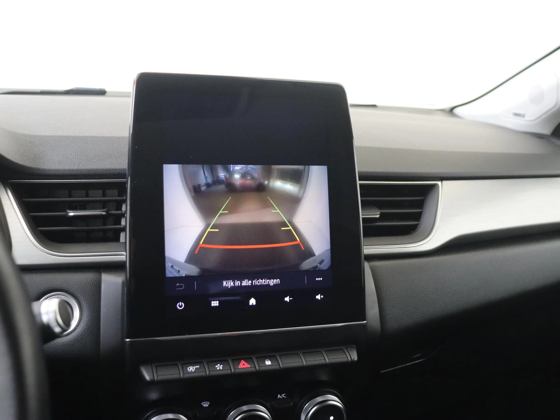 Renault-Captur-image-17