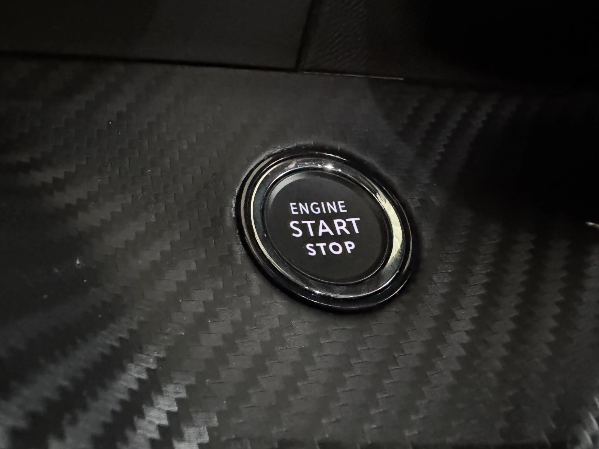 Peugeot-e-208-image-16