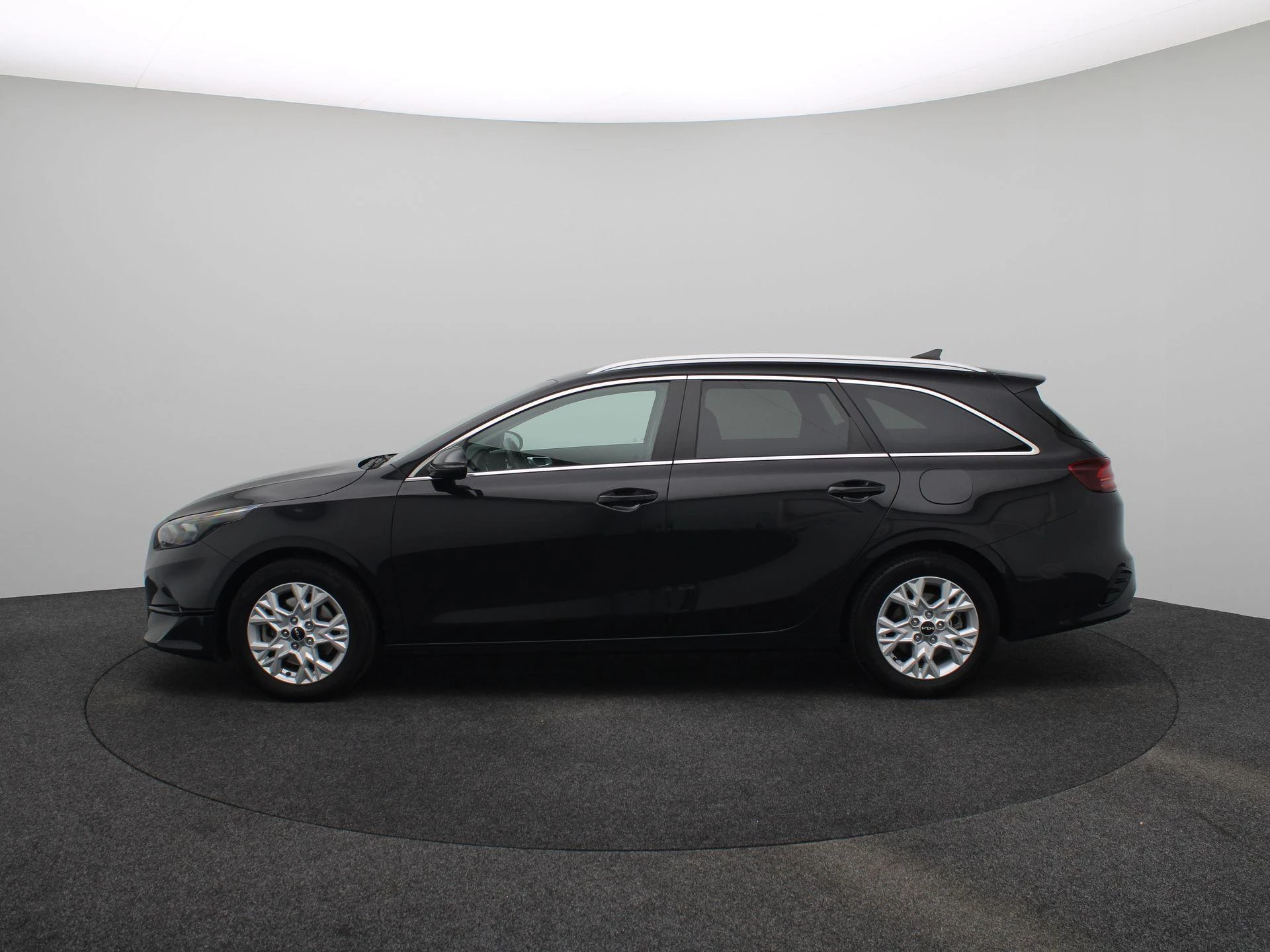 Kia-Ceed Sportswagon-image-6