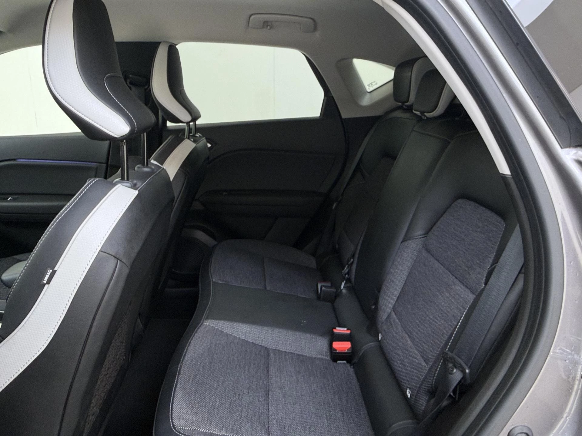 Renault-Captur-image-12