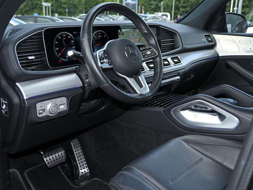 Mercedes-Benz-GLE 350 d-image-8