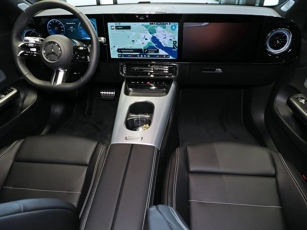 Mercedes-Benz-CLA 250+-image-10