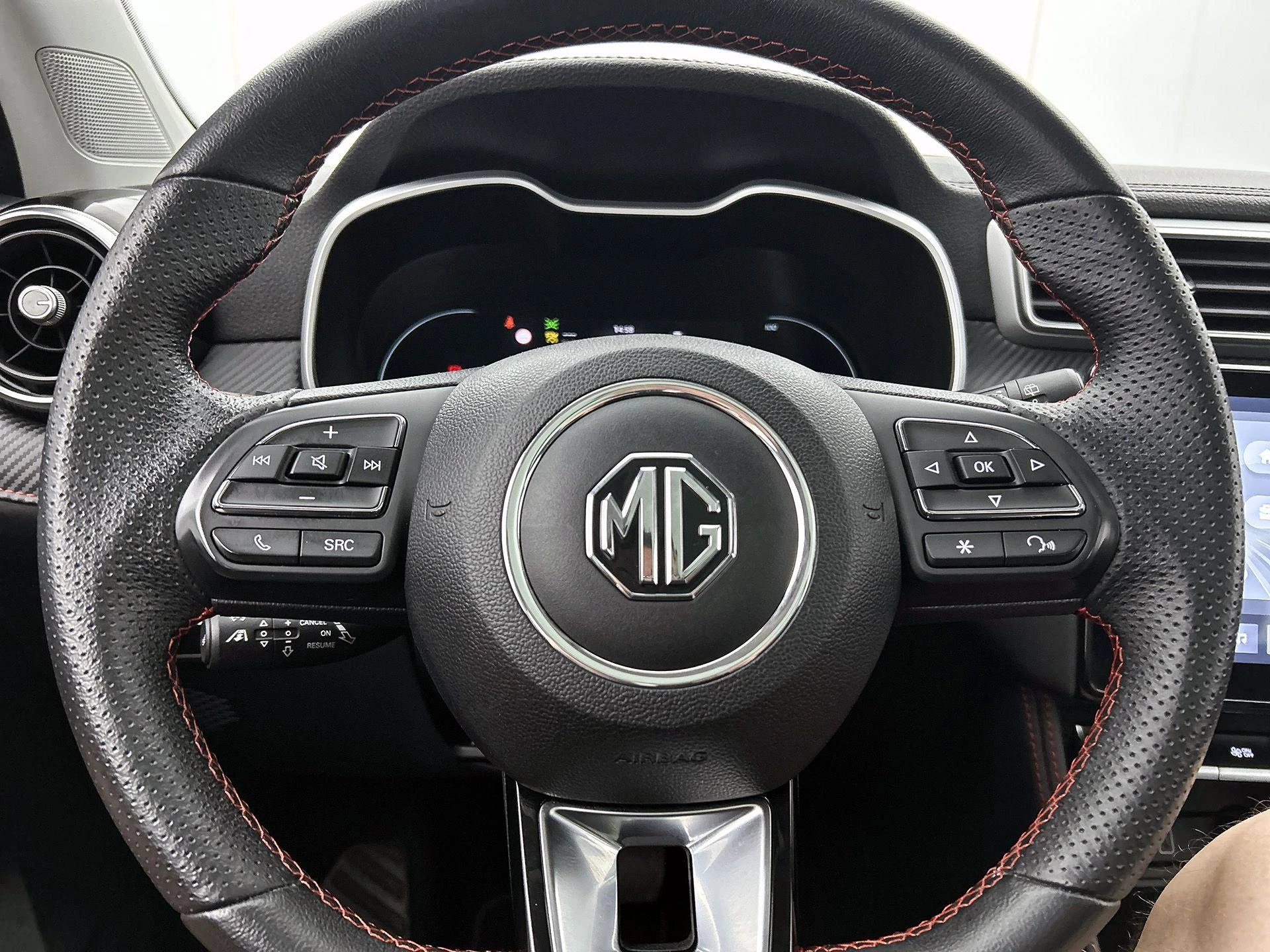 MG ZS EV Long Range Luxury 70 kWh