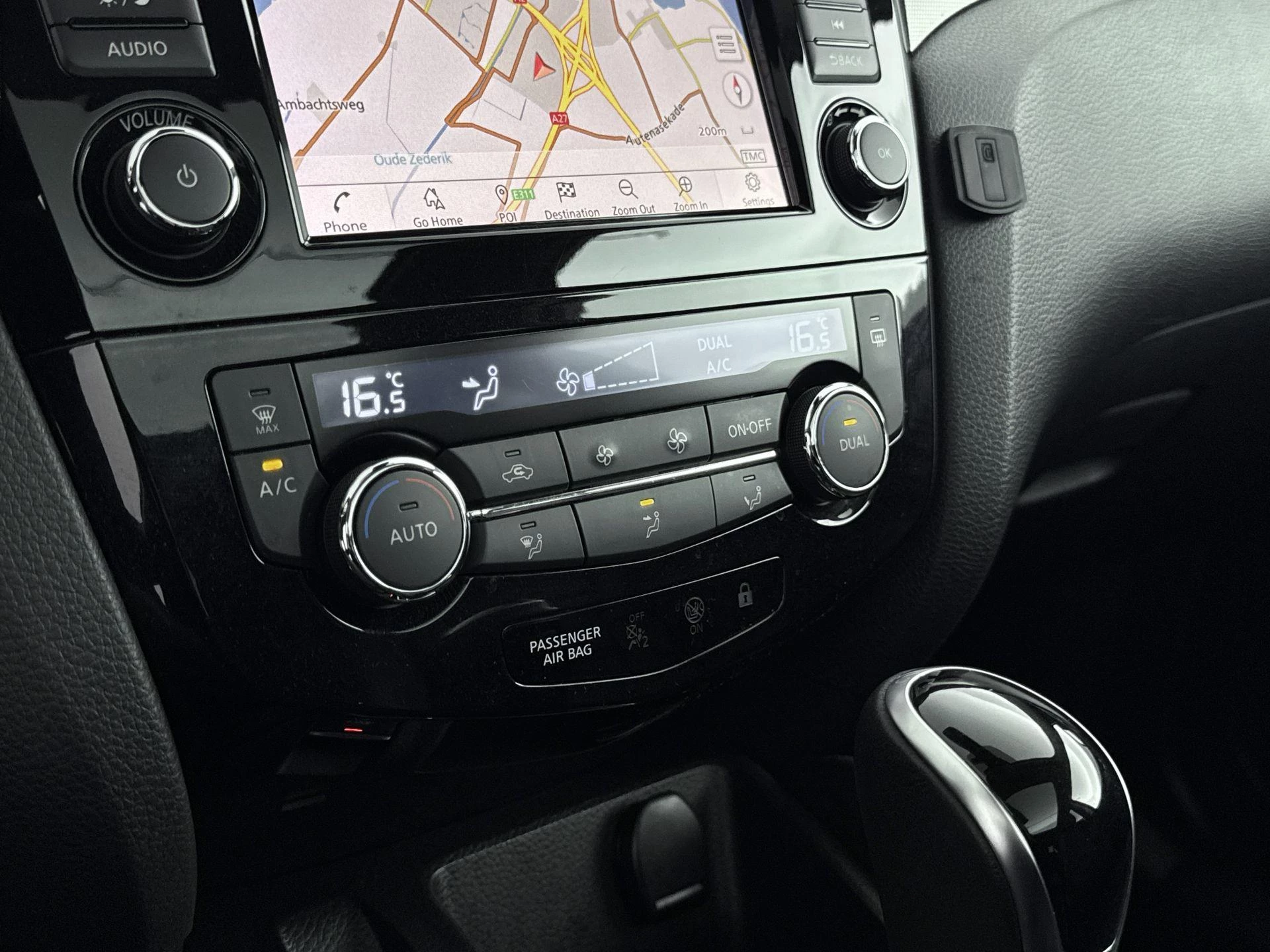 Nissan-QASHQAI-image-36