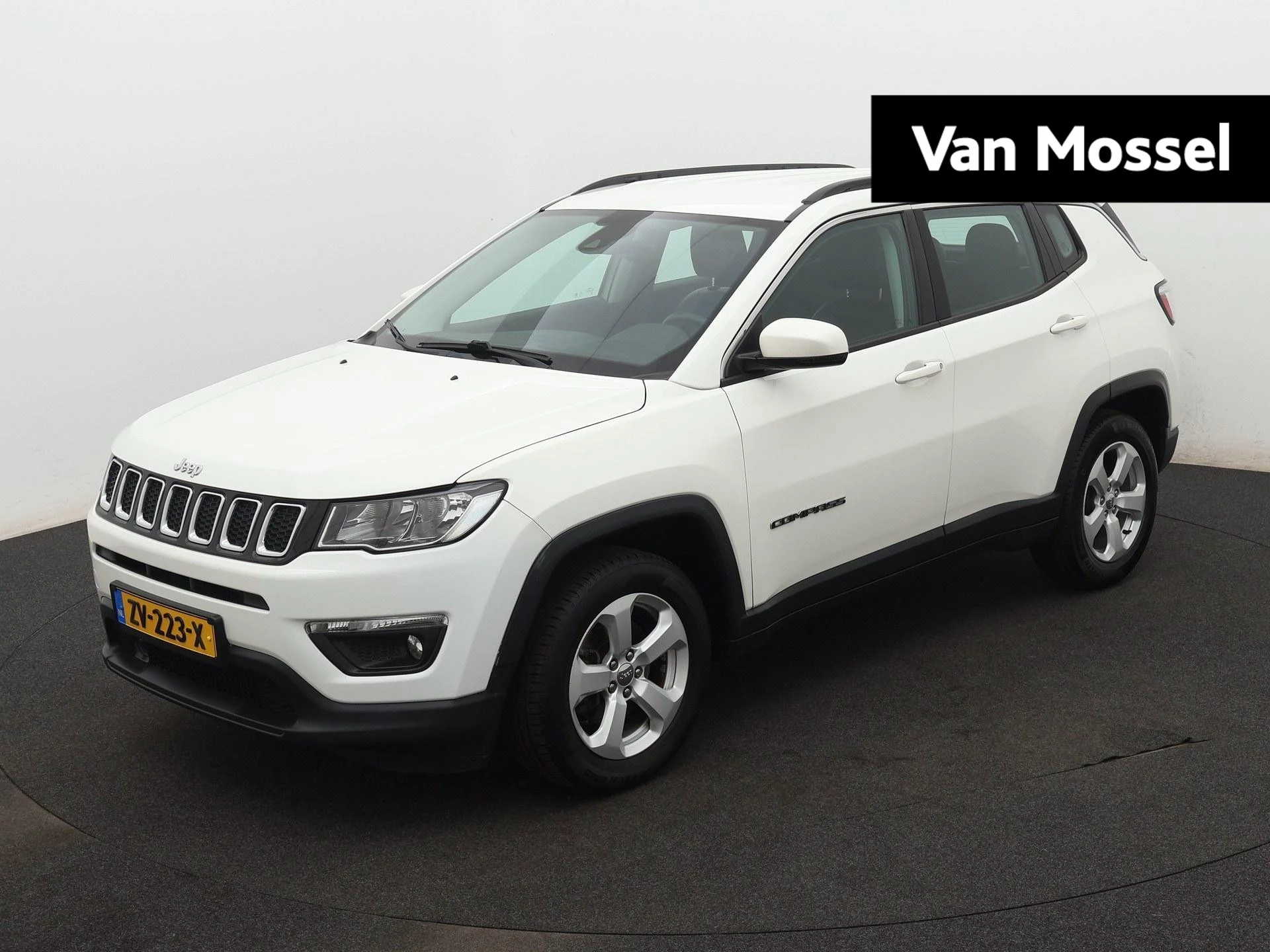 Jeep-Compass-image-0