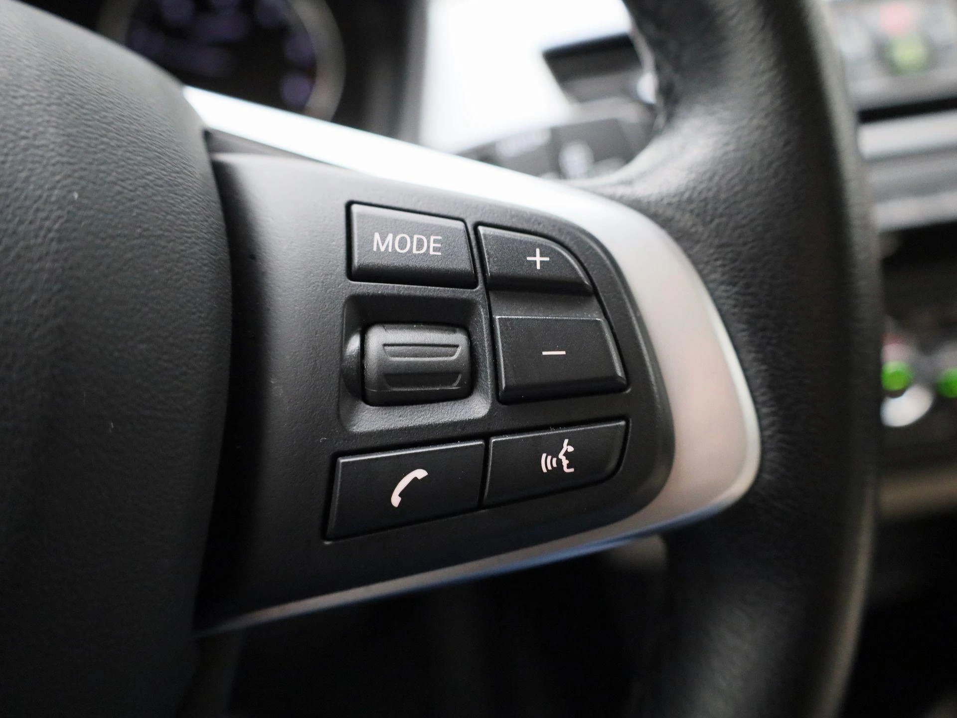 BMW X1 sDrive16dA (85 kW)