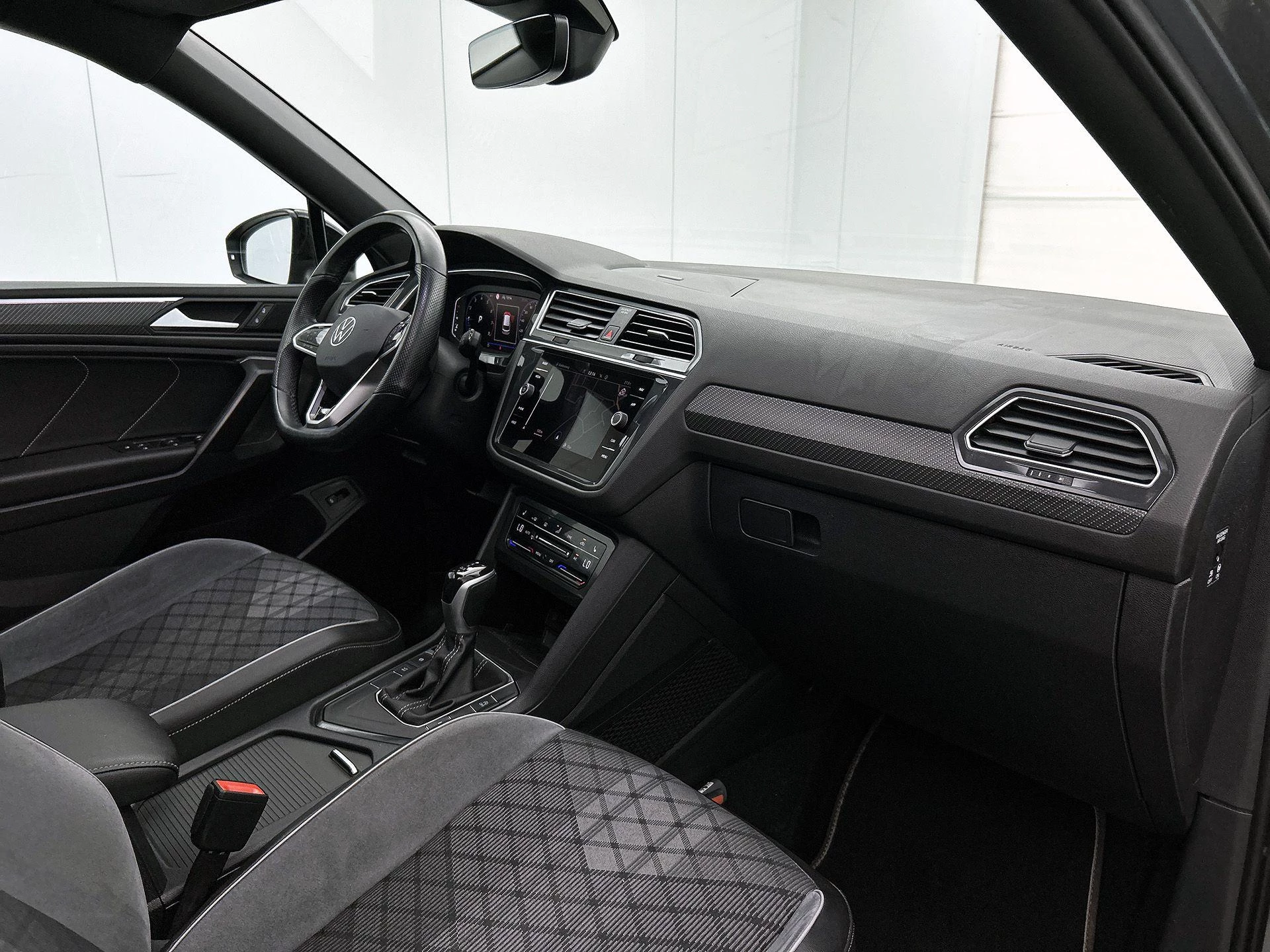 Volkswagen-Tiguan Allspace-image-20