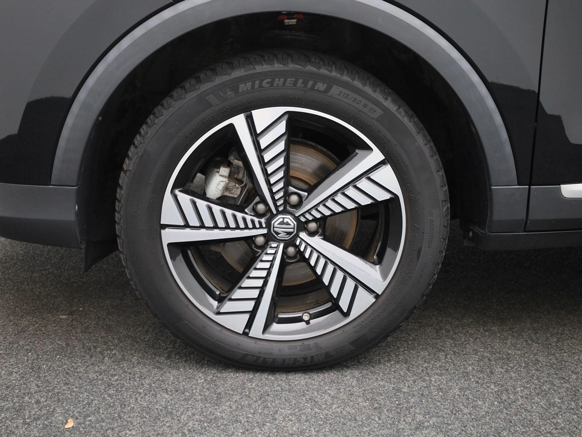 MG-ZS EV-image-12