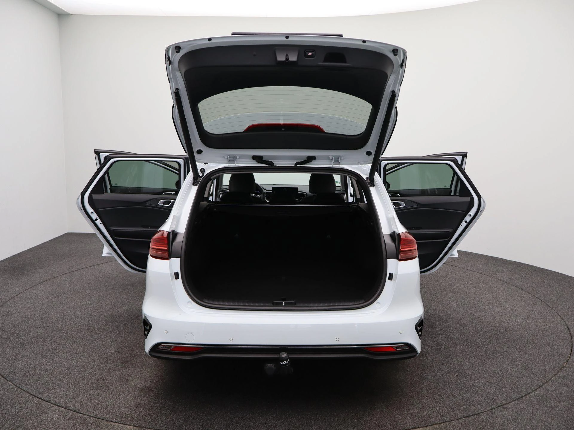 Kia-Ceed Sportswagon-image-12
