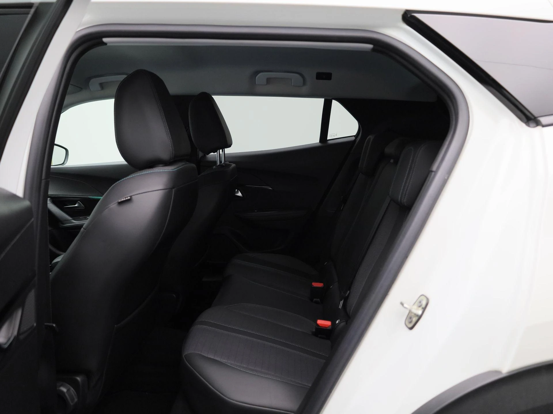 Peugeot-2008-image-9