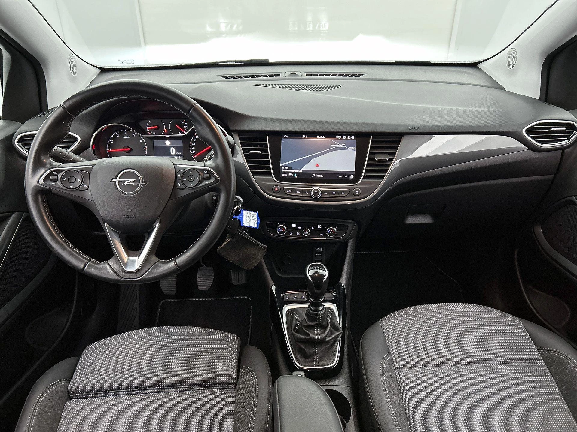 Opel-Crossland-image-21