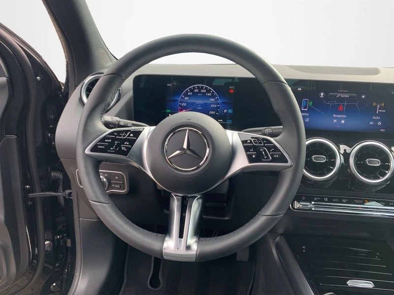 Mercedes-Benz GLA 200 PROGRESSIVE AHK MBUX SHZ LED ProgressiveH247 GLA 200 PROGRESSIVE AHK MBUX SHZ LED Progressive