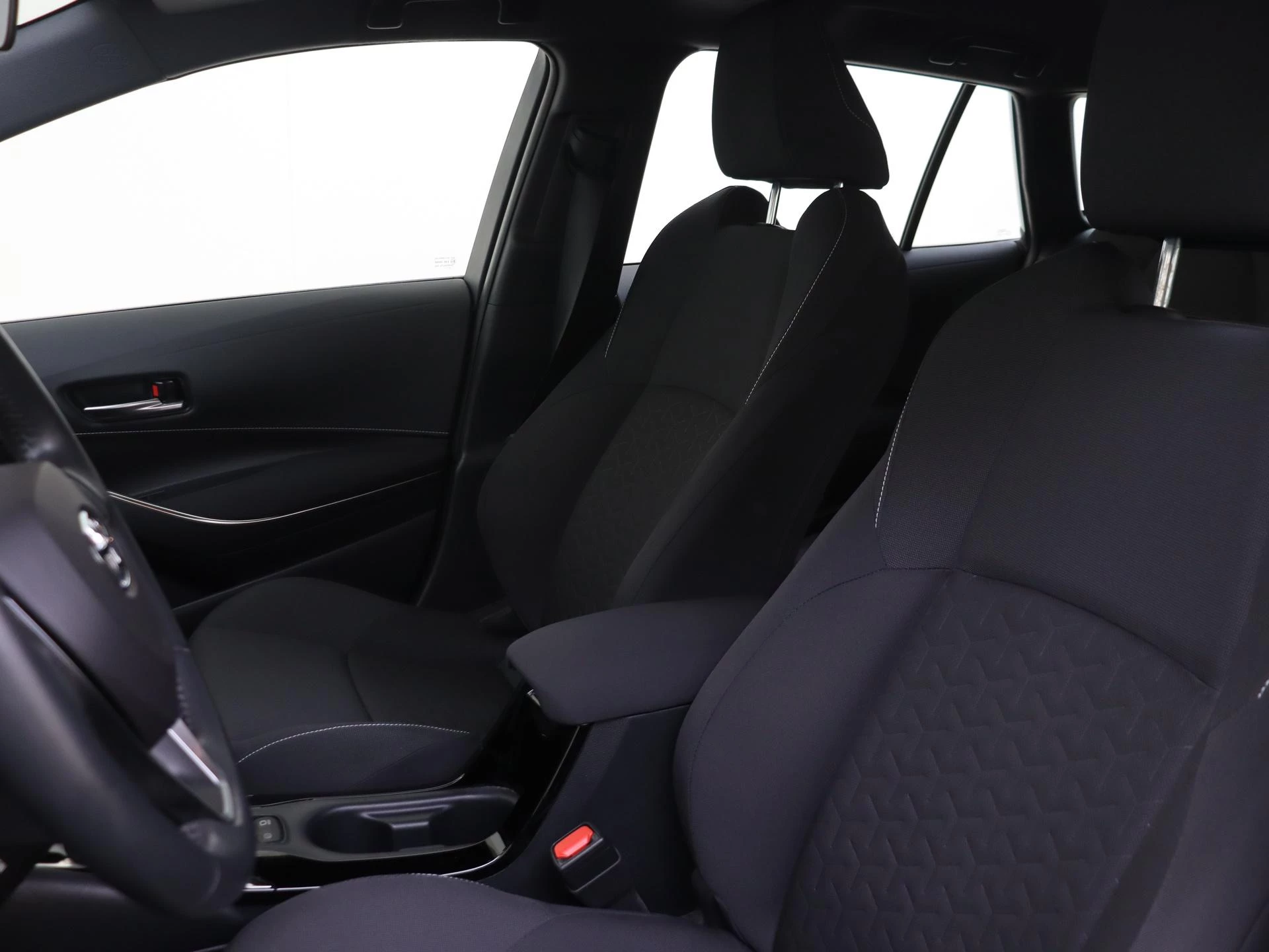 Toyota-Corolla Touring Sports-image-13