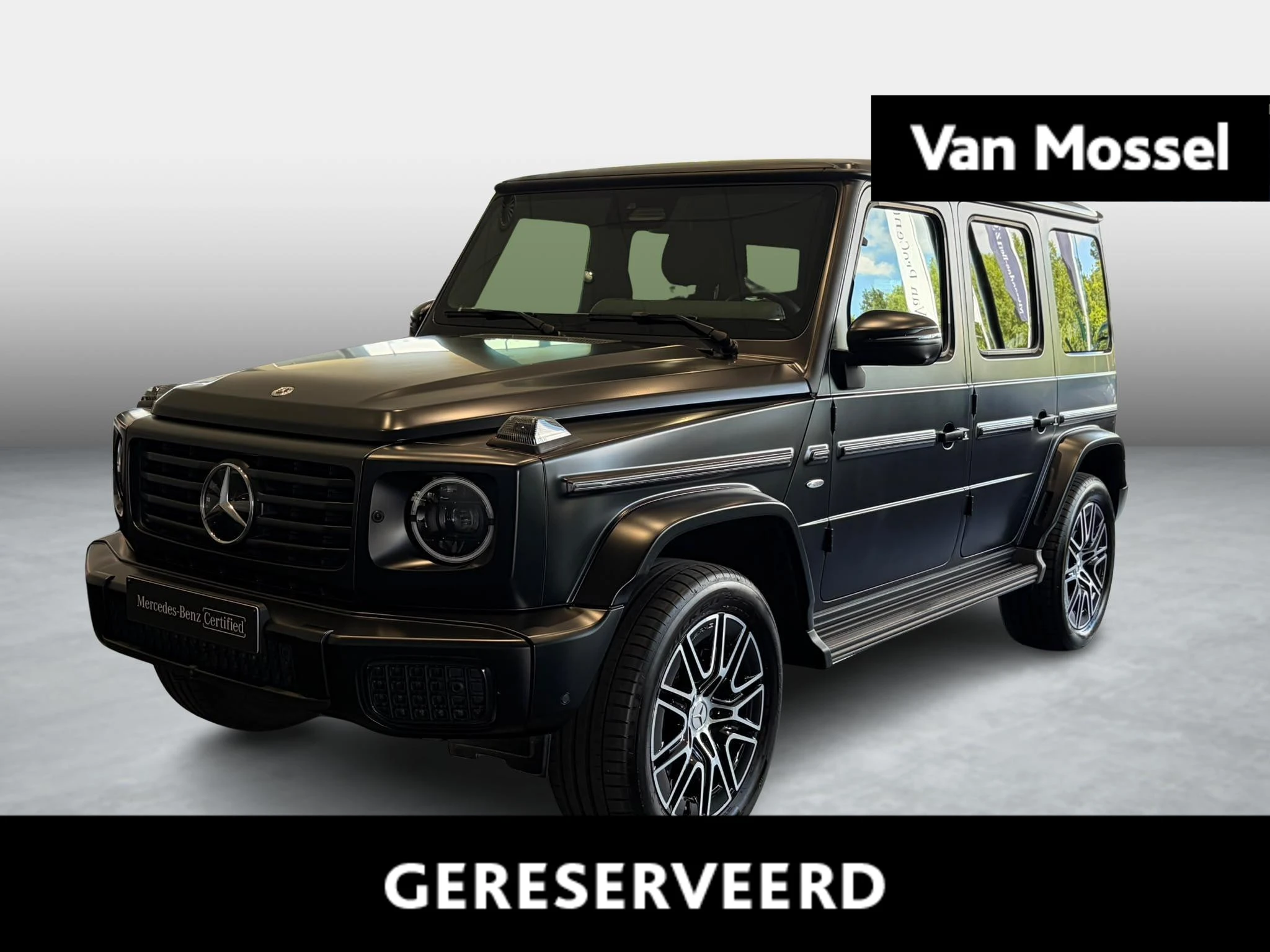 Mercedes-Benz-G-Klasse-image-0