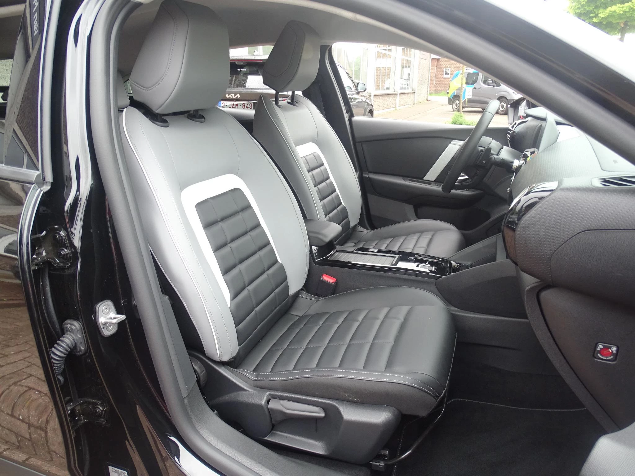 Citroën-C4-image-12