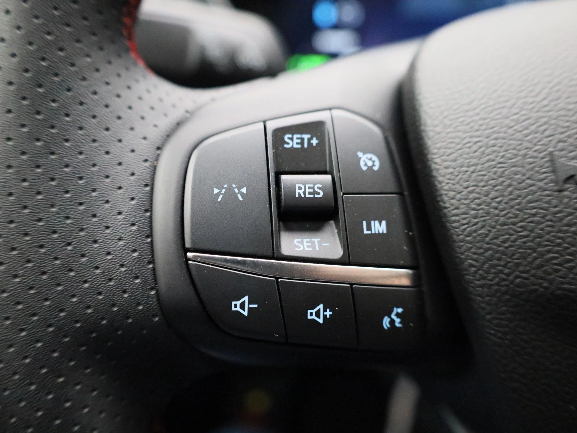 Ford-Kuga-image-20