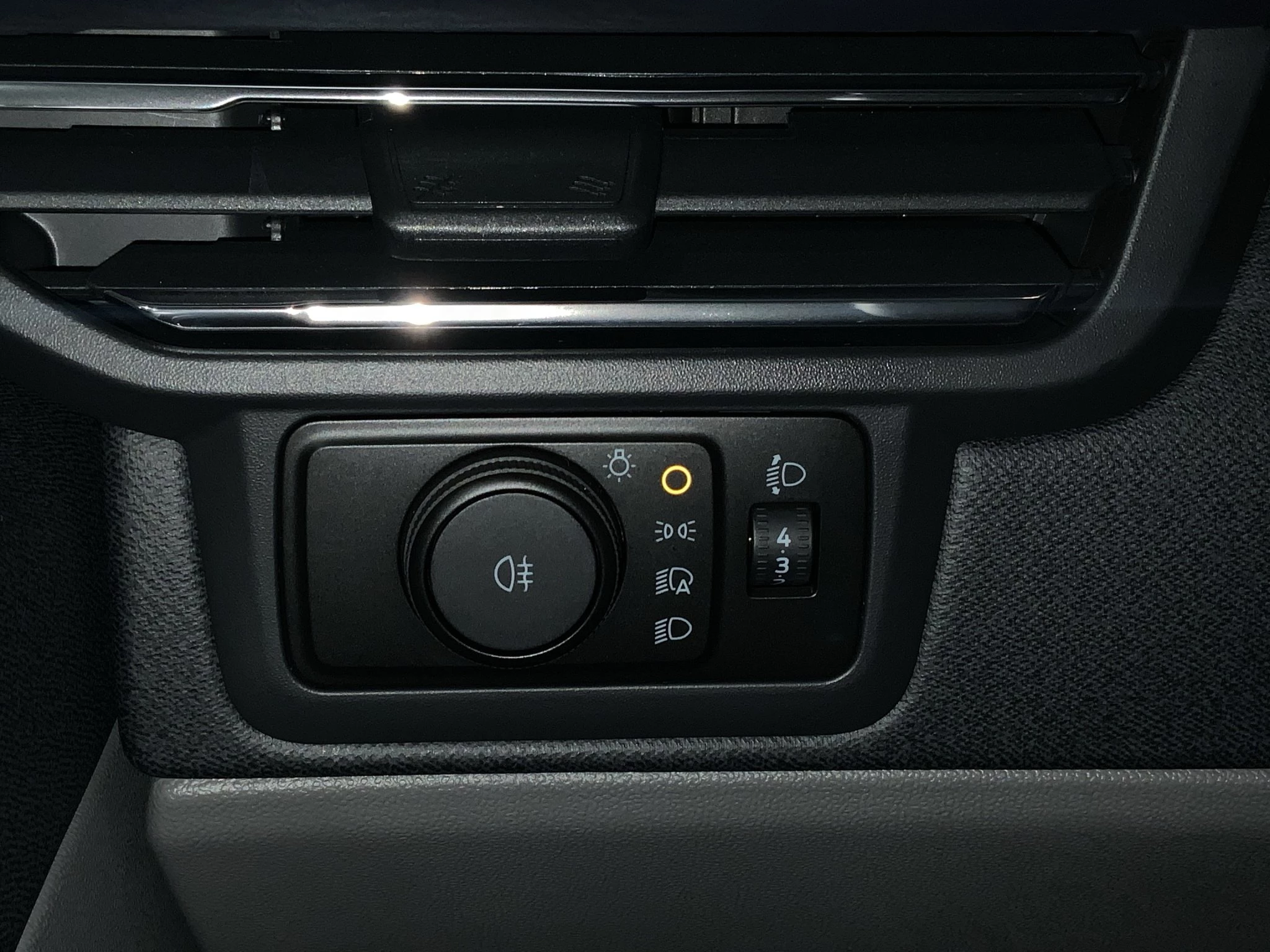 Ford Tourneo Custom Active 2.0 EB 320 L1 Aut. | LED | Pano | AHK | GJR | RFK | SHZ