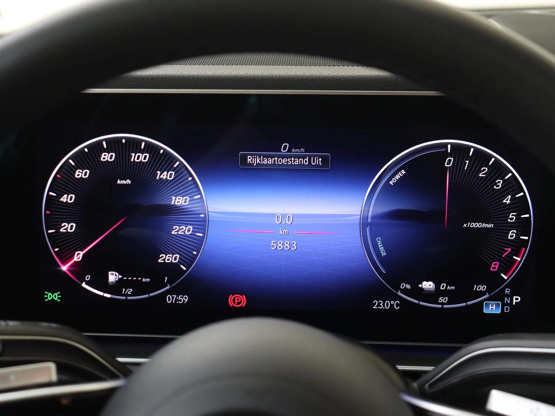 Mercedes-Benz-GLE-image-11