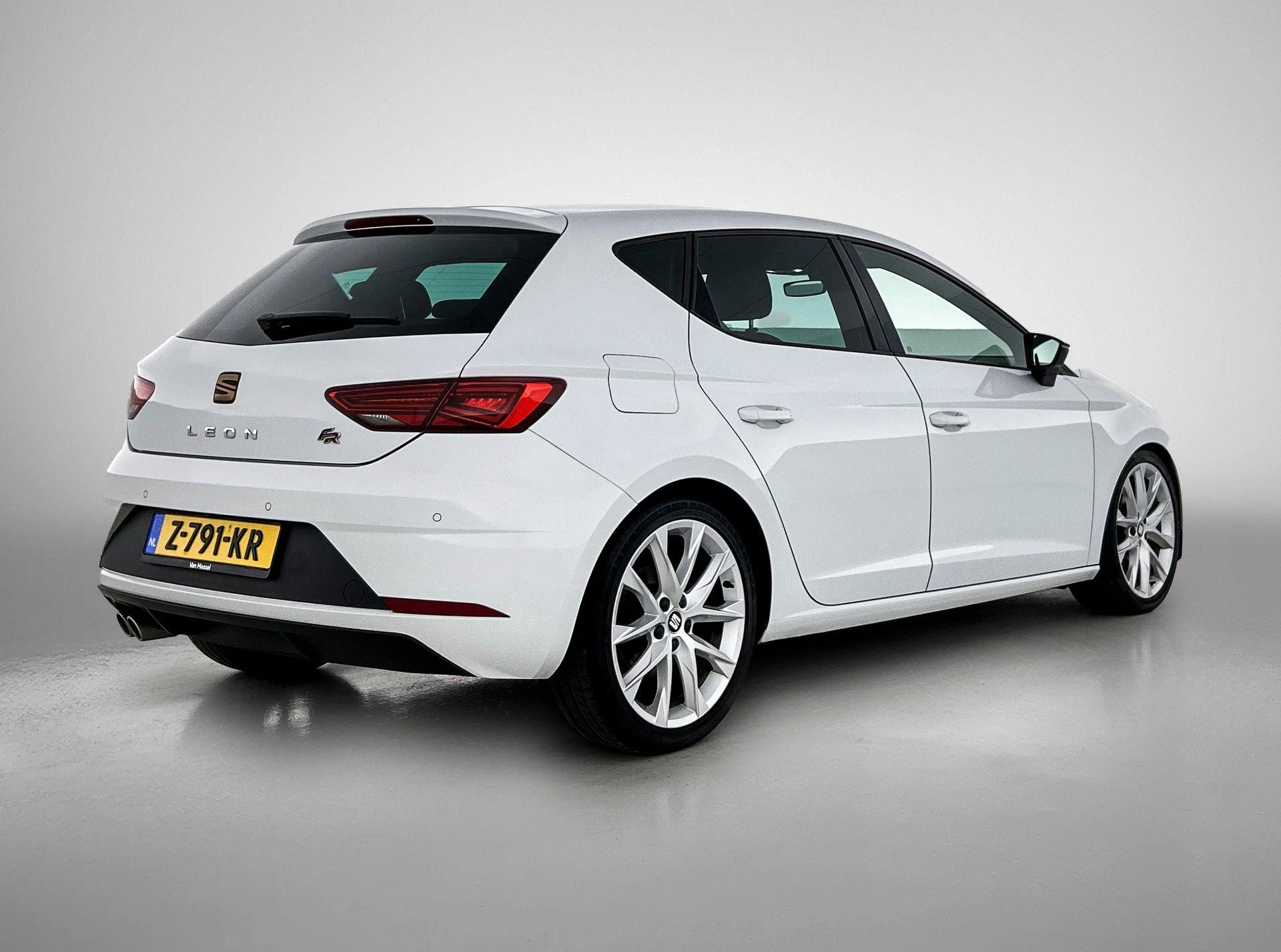 SEAT Leon ST 1.5 TSI FR Business Intense