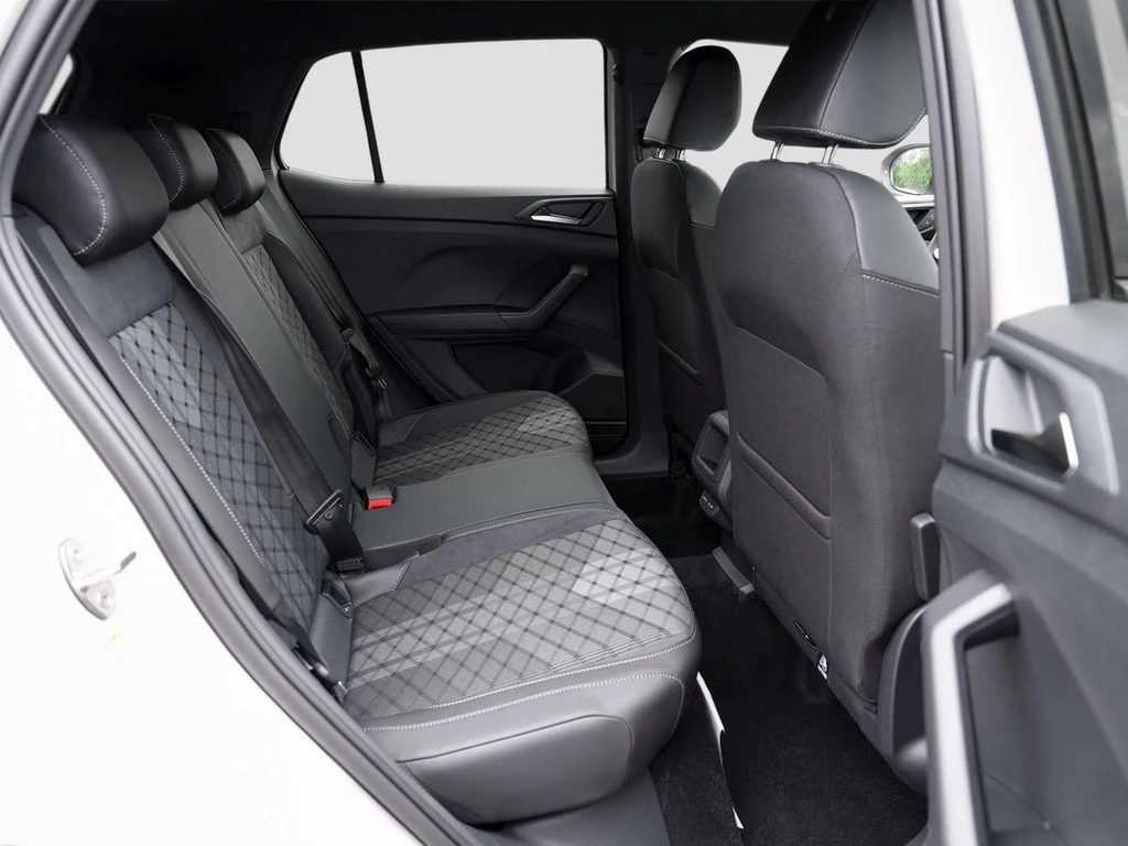 Volkswagen T-Cross R-Line 1.0 TSI AHV RearView BlackStyle
