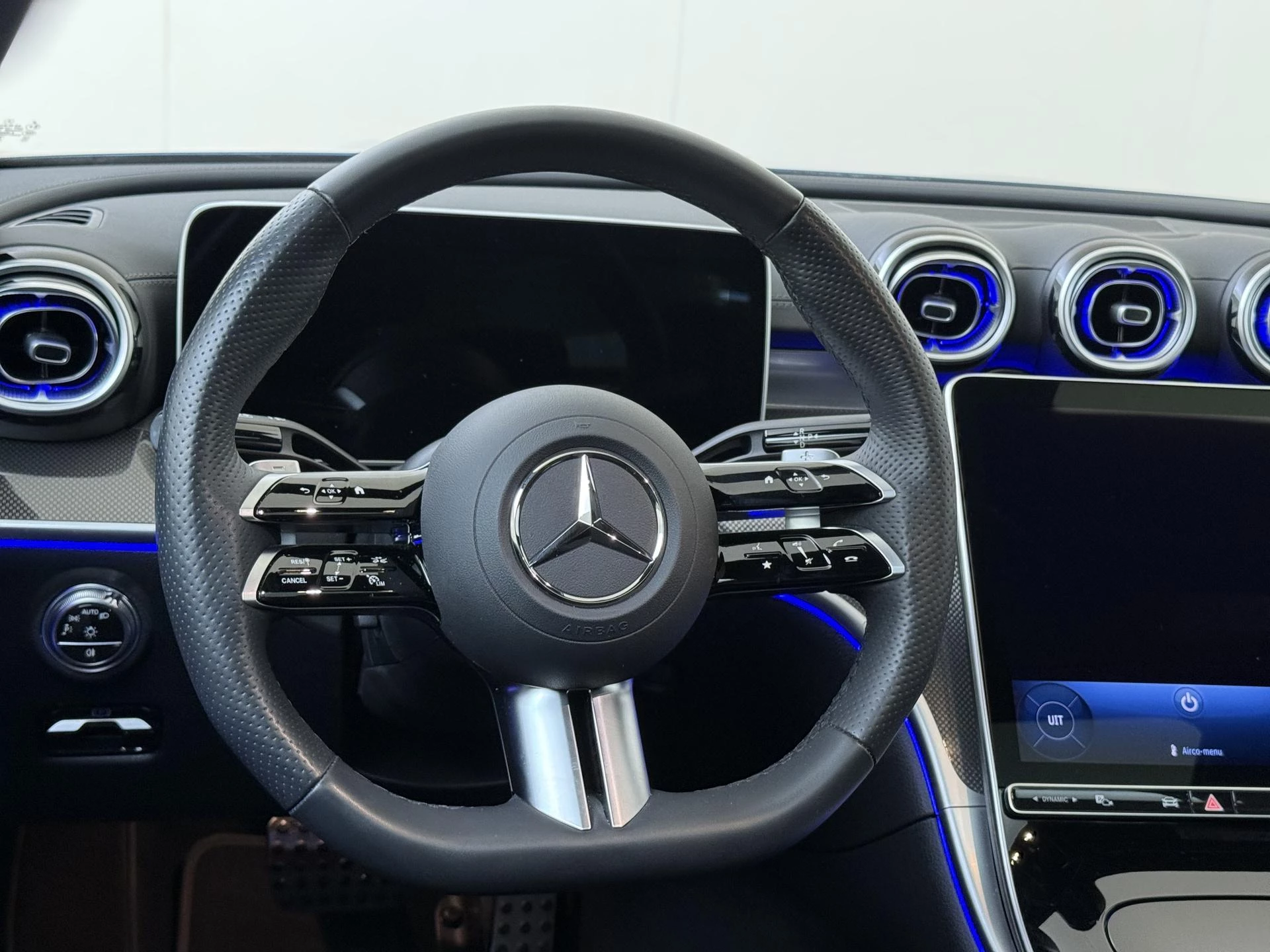 Mercedes-Benz C-Klasse 180 Business Solution AMG