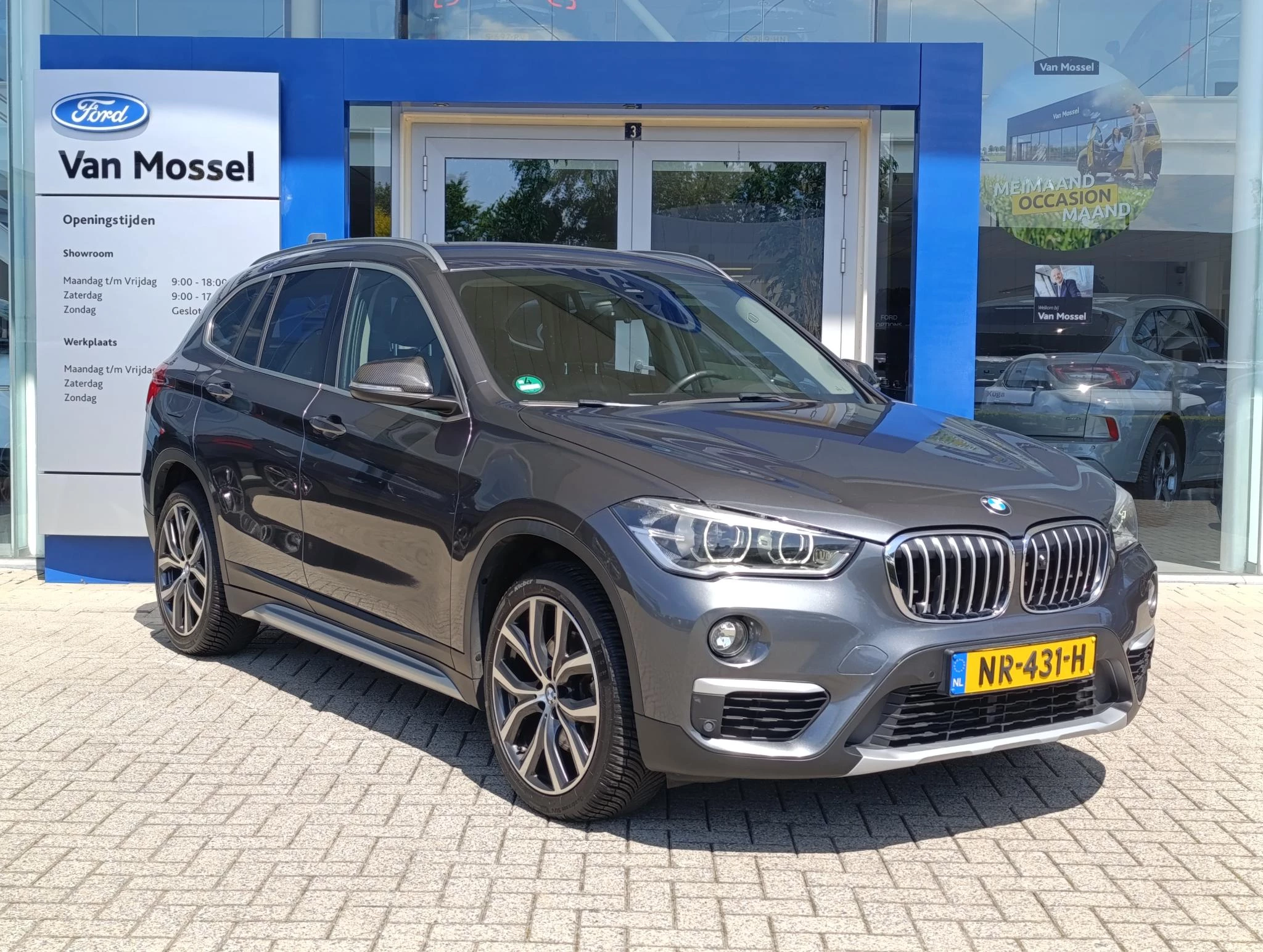 BMW X1