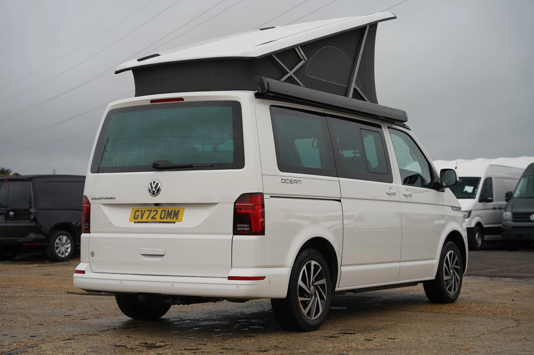 Volkswagen-California-image-13