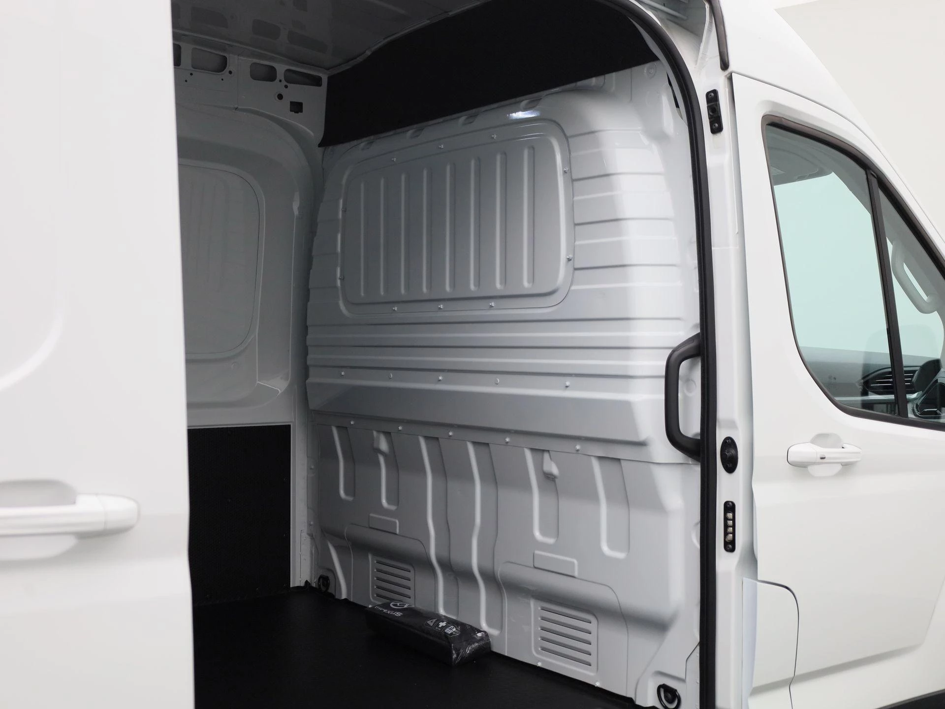 Maxus-eDeliver9-image-13