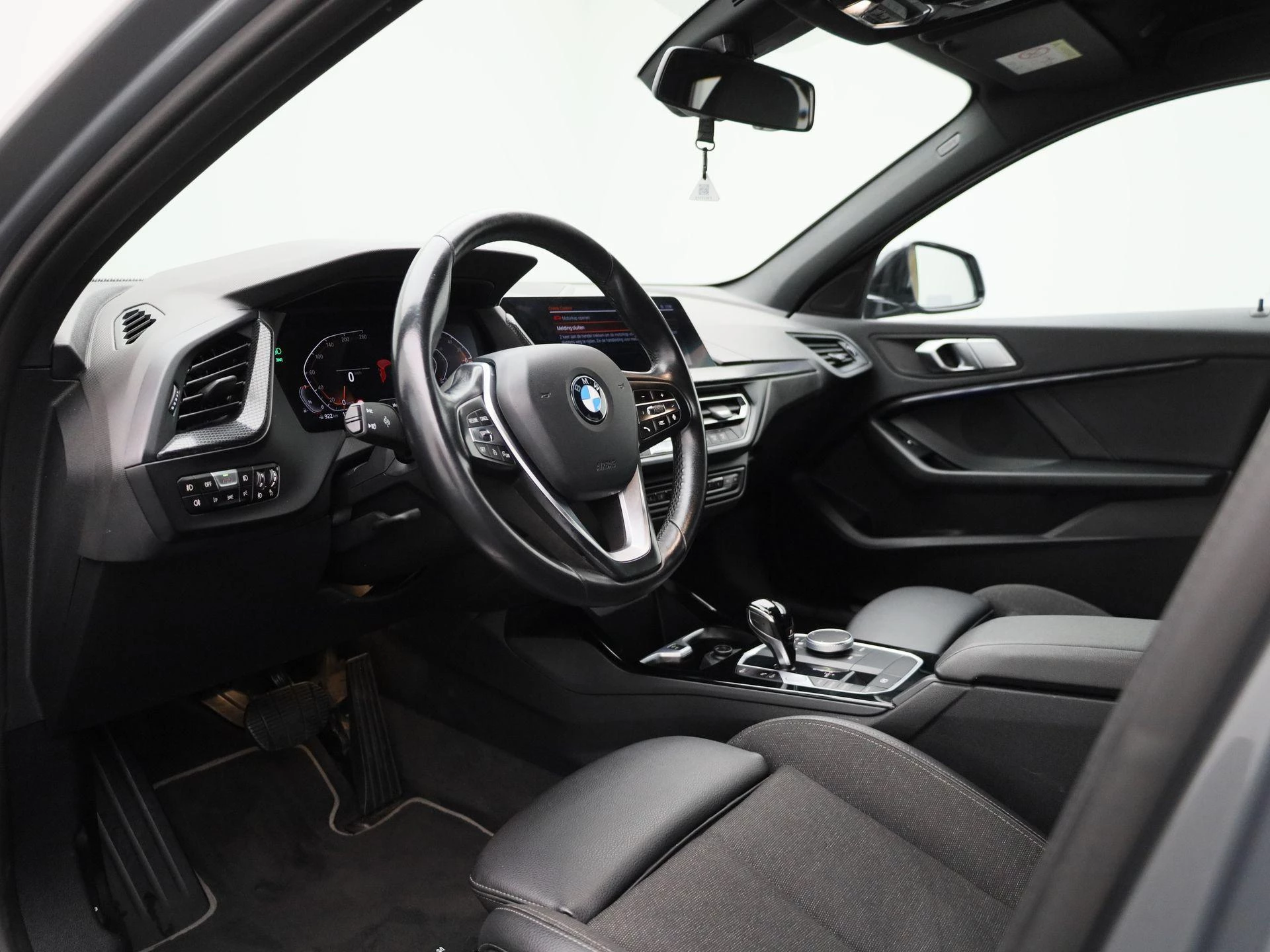 BMW-1 Serie-image-27