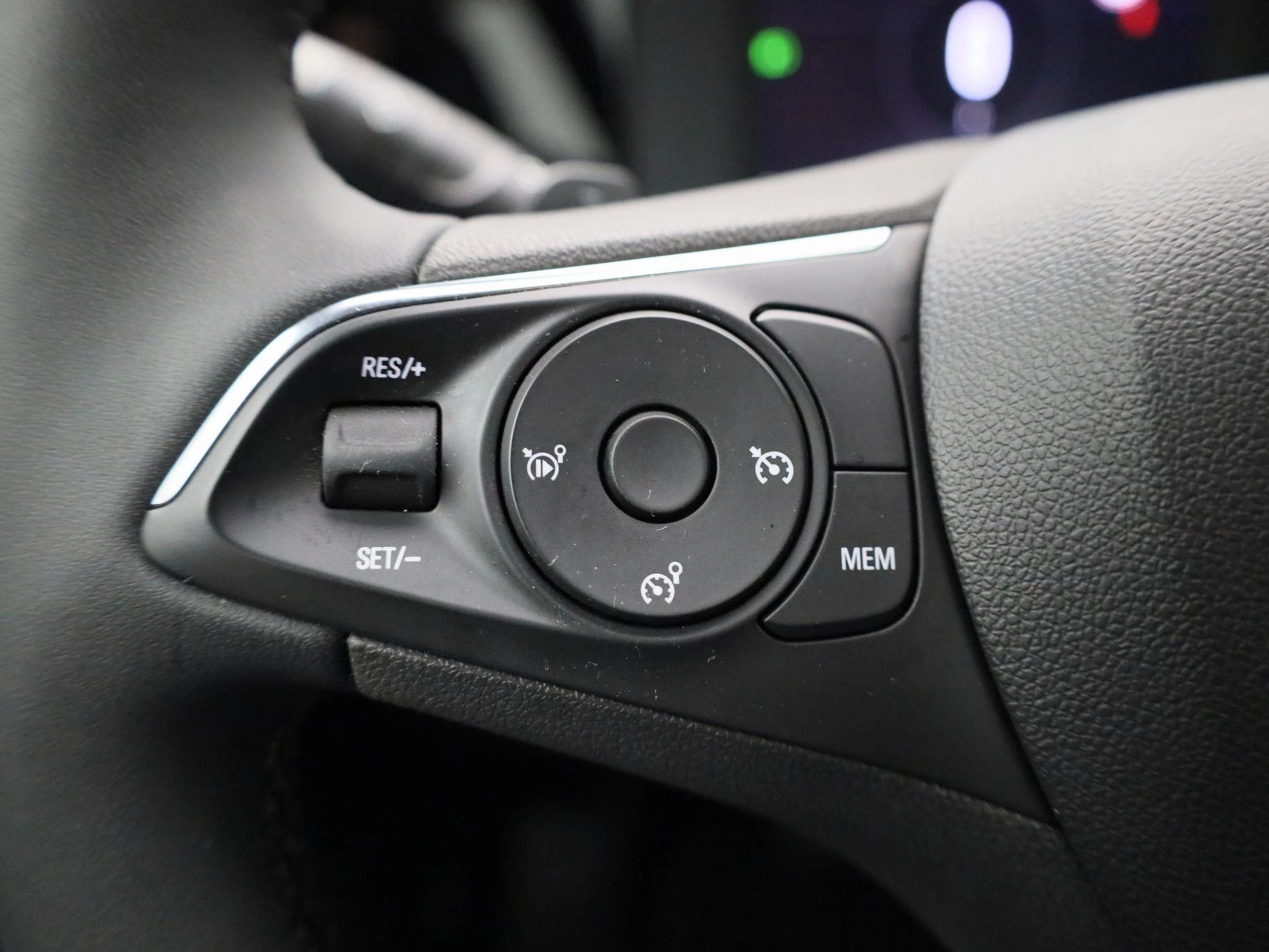 Opel-Mokka-image-25