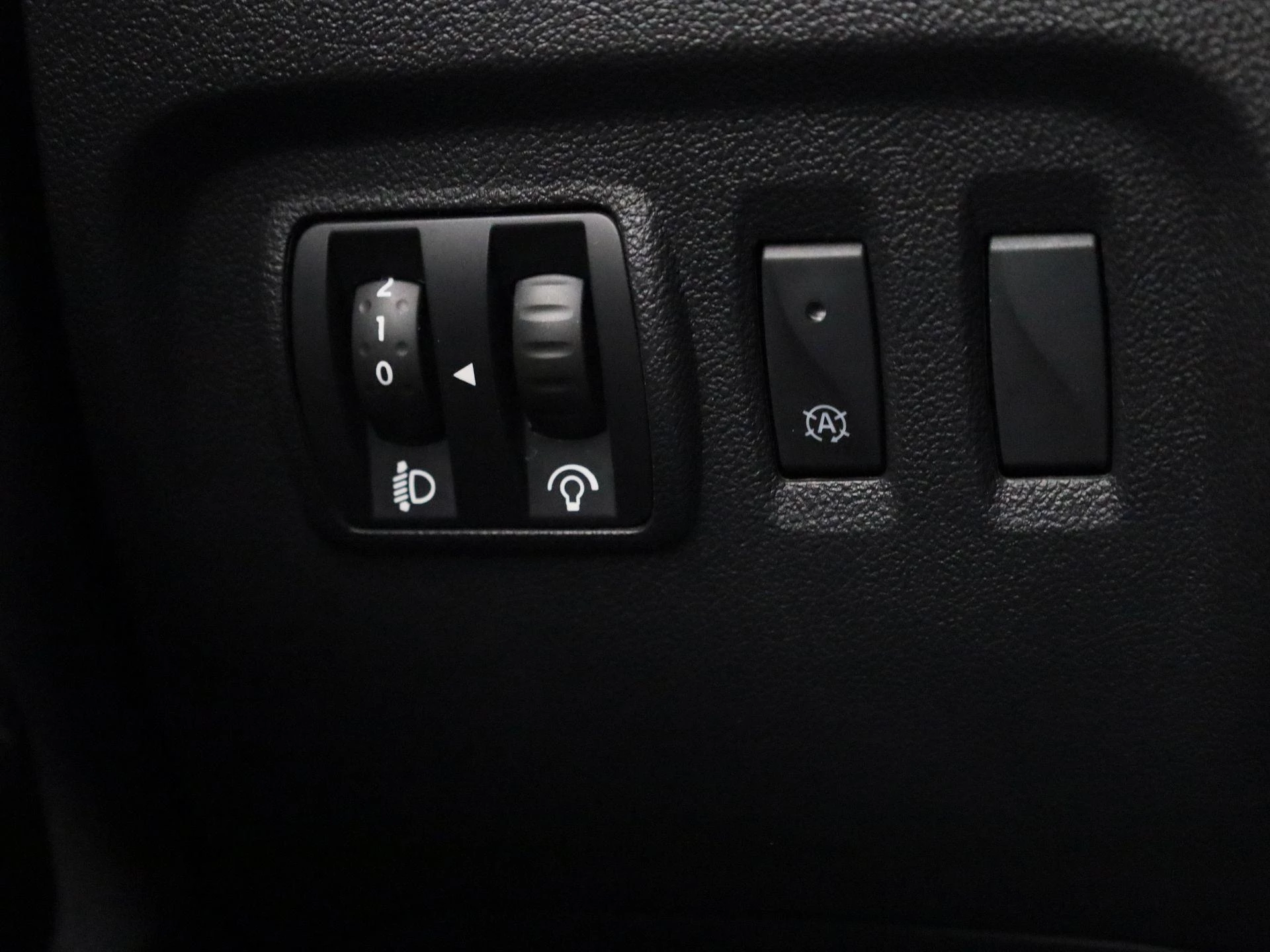 Renault-Captur-image-22