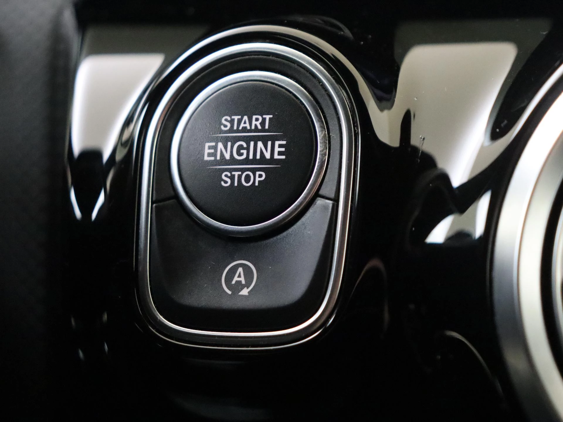 Mercedes-Benz-A-Klasse-image-25