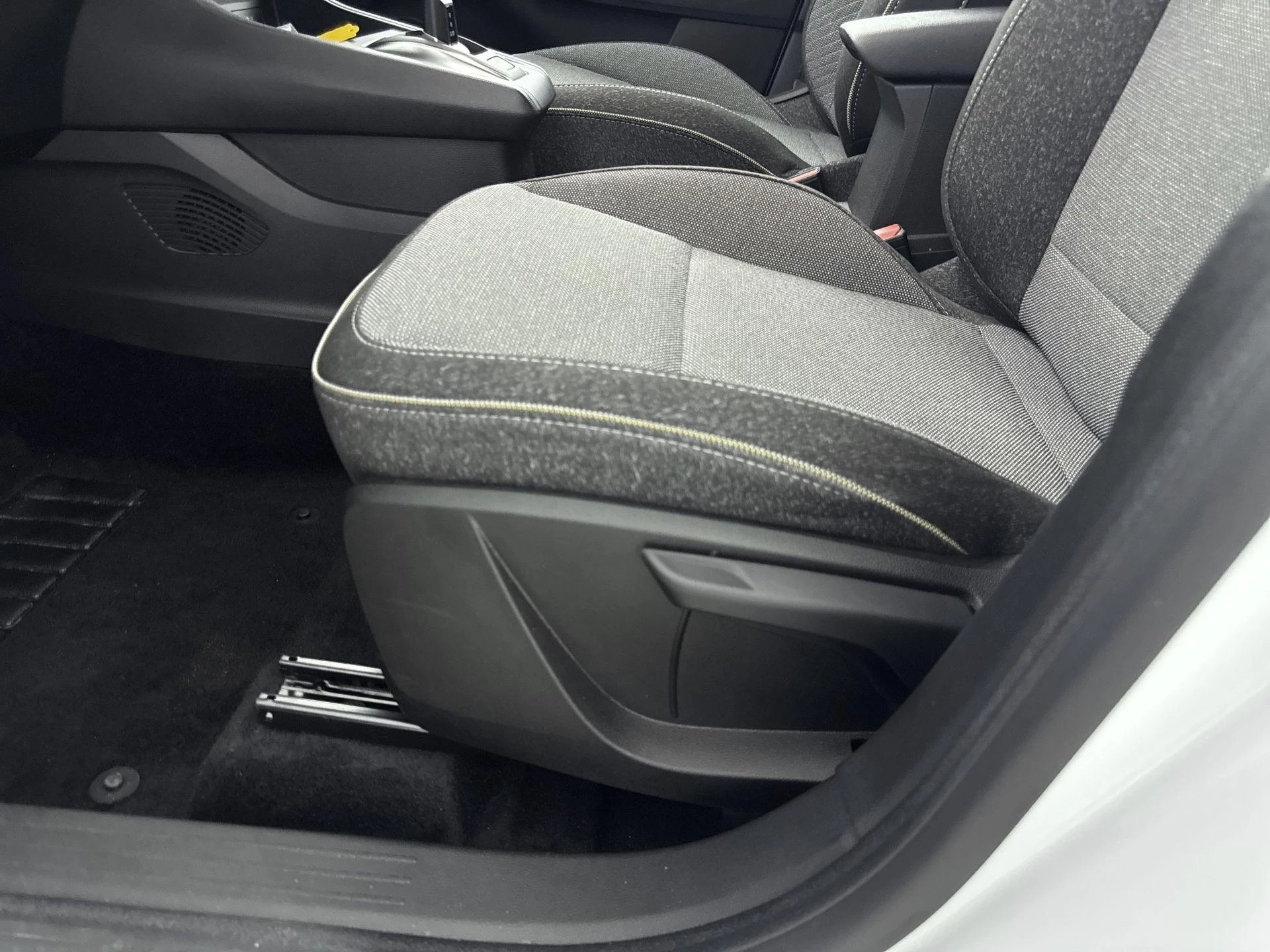 Renault-Captur-image-17