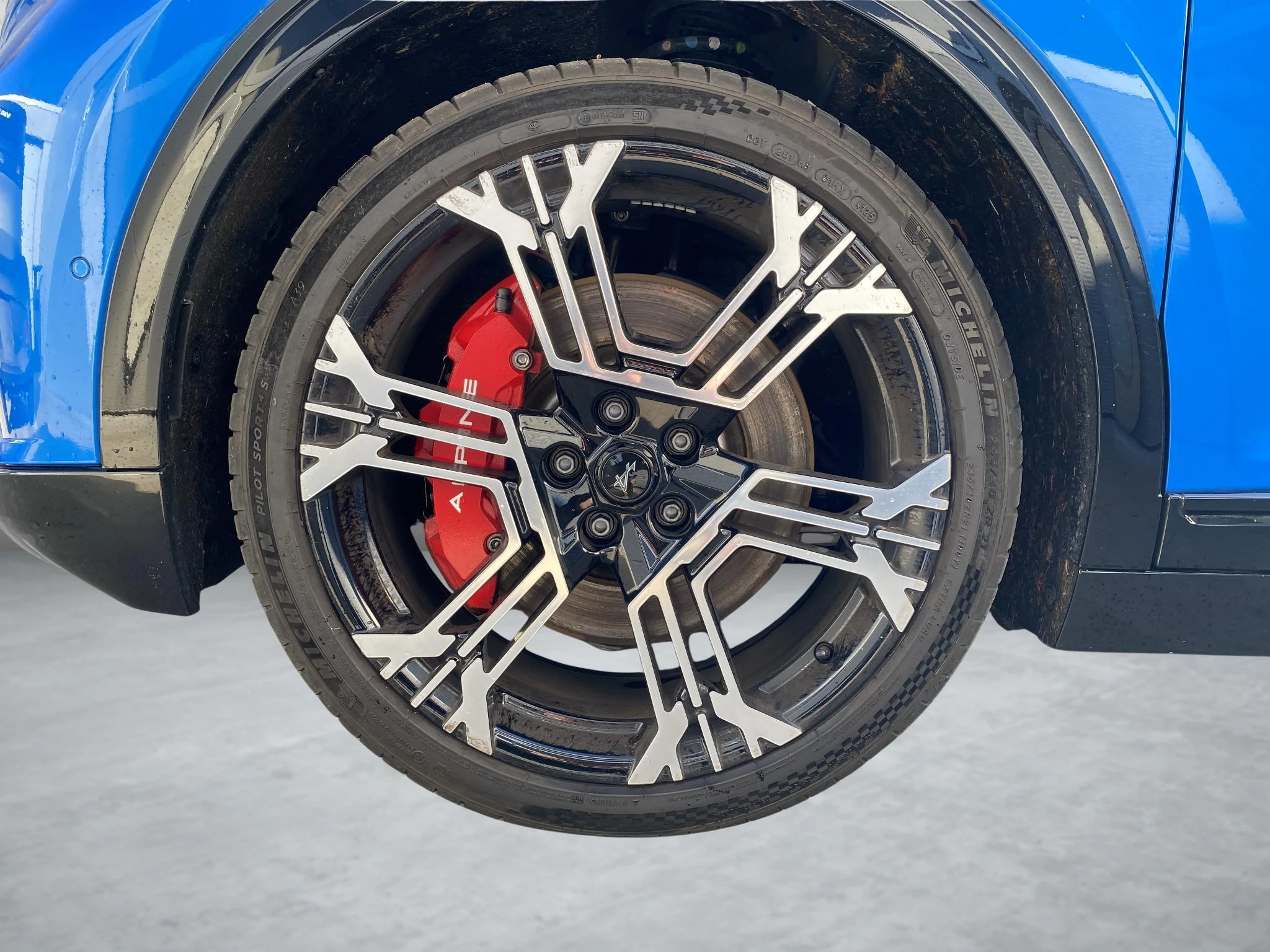 Renault-A390-image-6