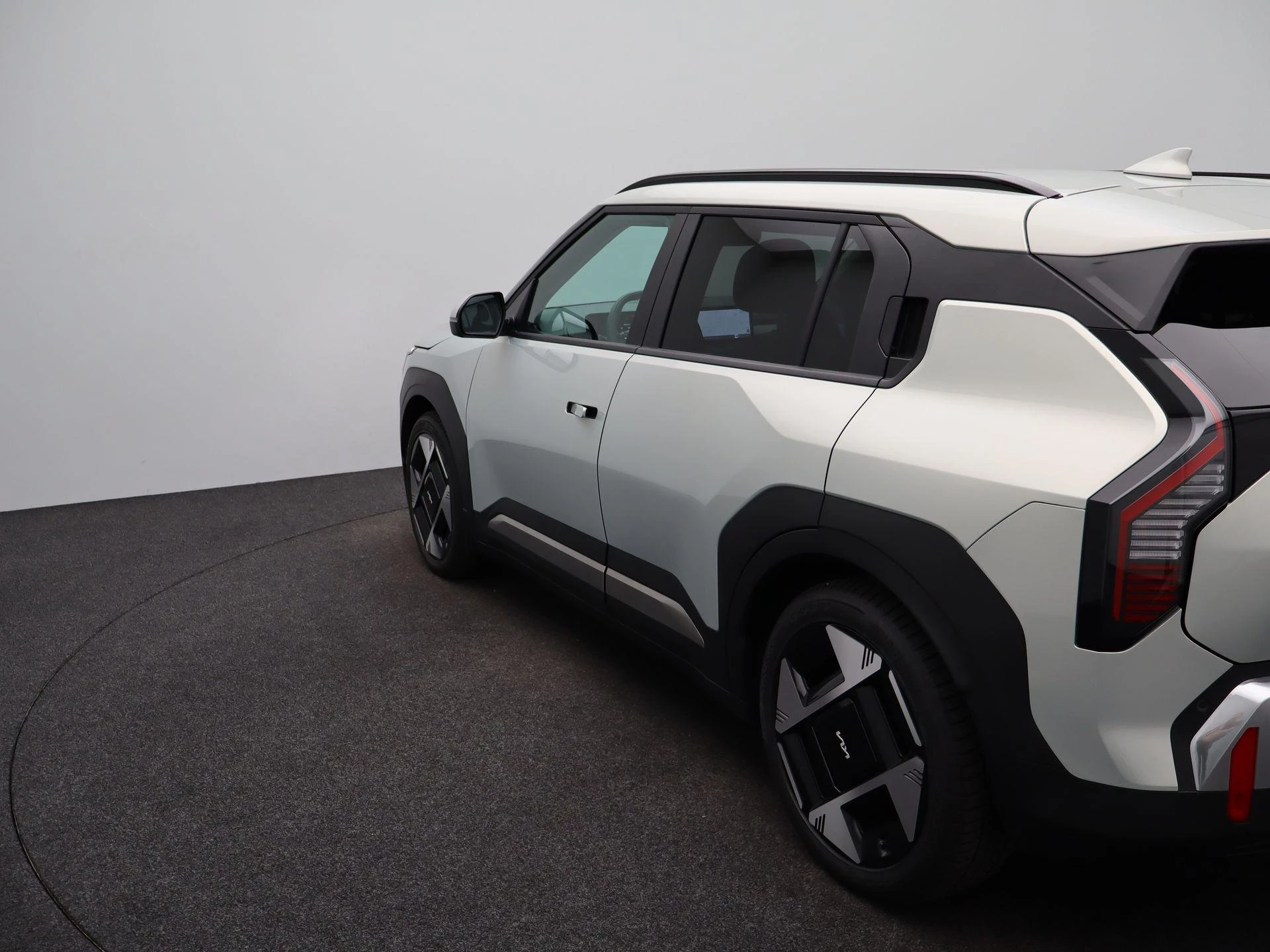 Kia-EV3-image-32