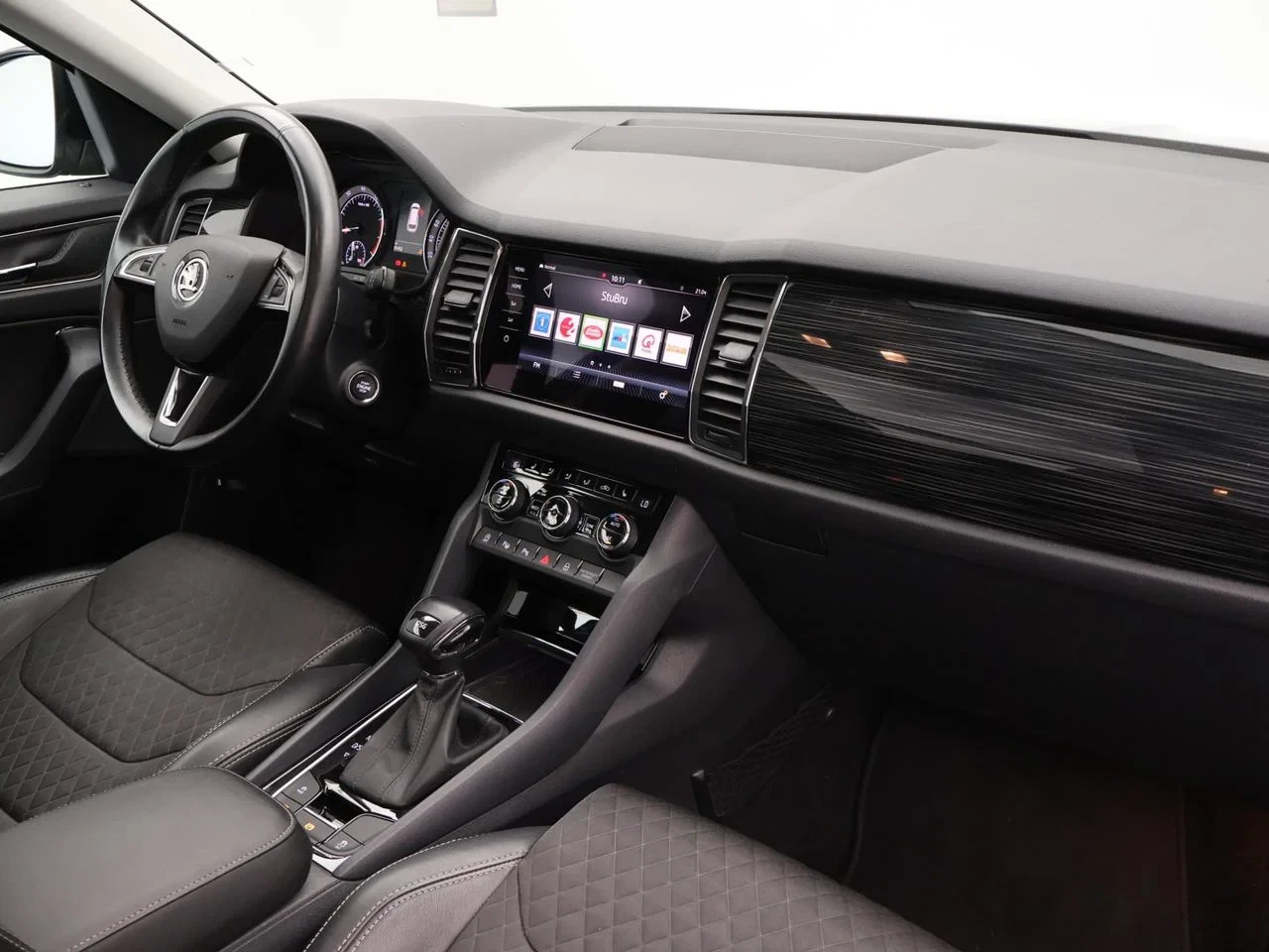 Škoda Kodiaq SKODA Kodiaq 1.5TSI 150PK *AUTOMAAT*PANODAK*TREKHAAK*LEDER*CAMERA*PDC*NAVI*AIRCO*KEYLESS GO*...*