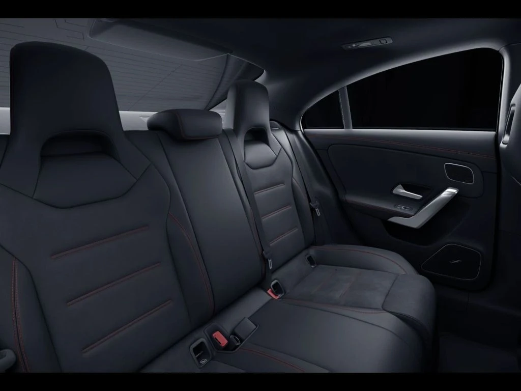Mercedes-Benz-CLA 200 d-image-11
