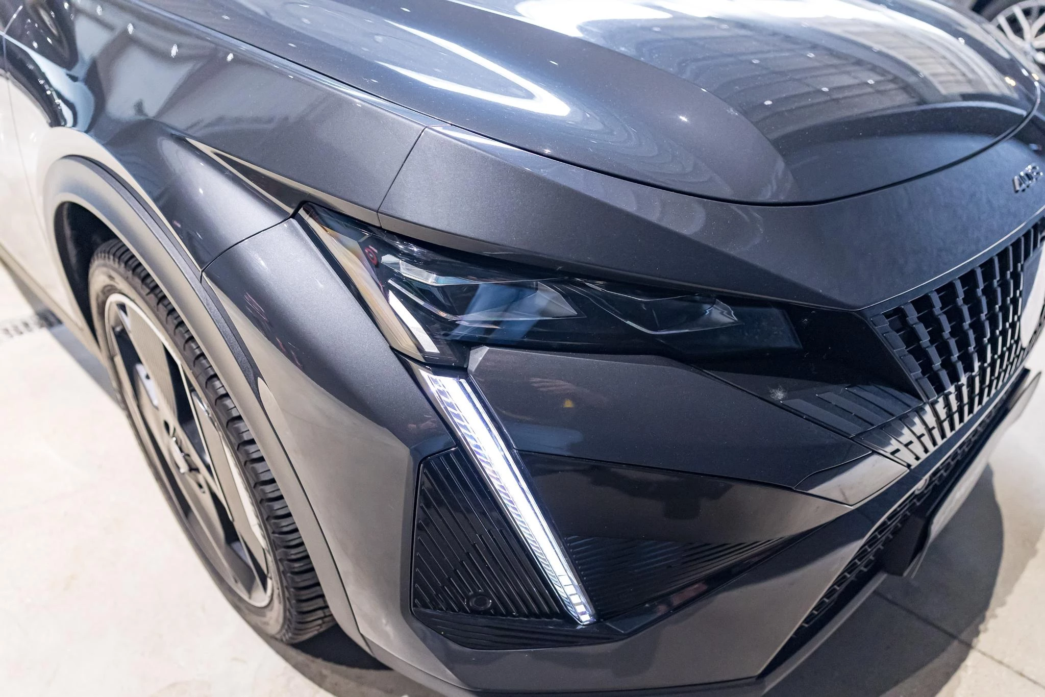 Peugeot 408 1.6 Hybrid 180 S&S EAT8 Allure