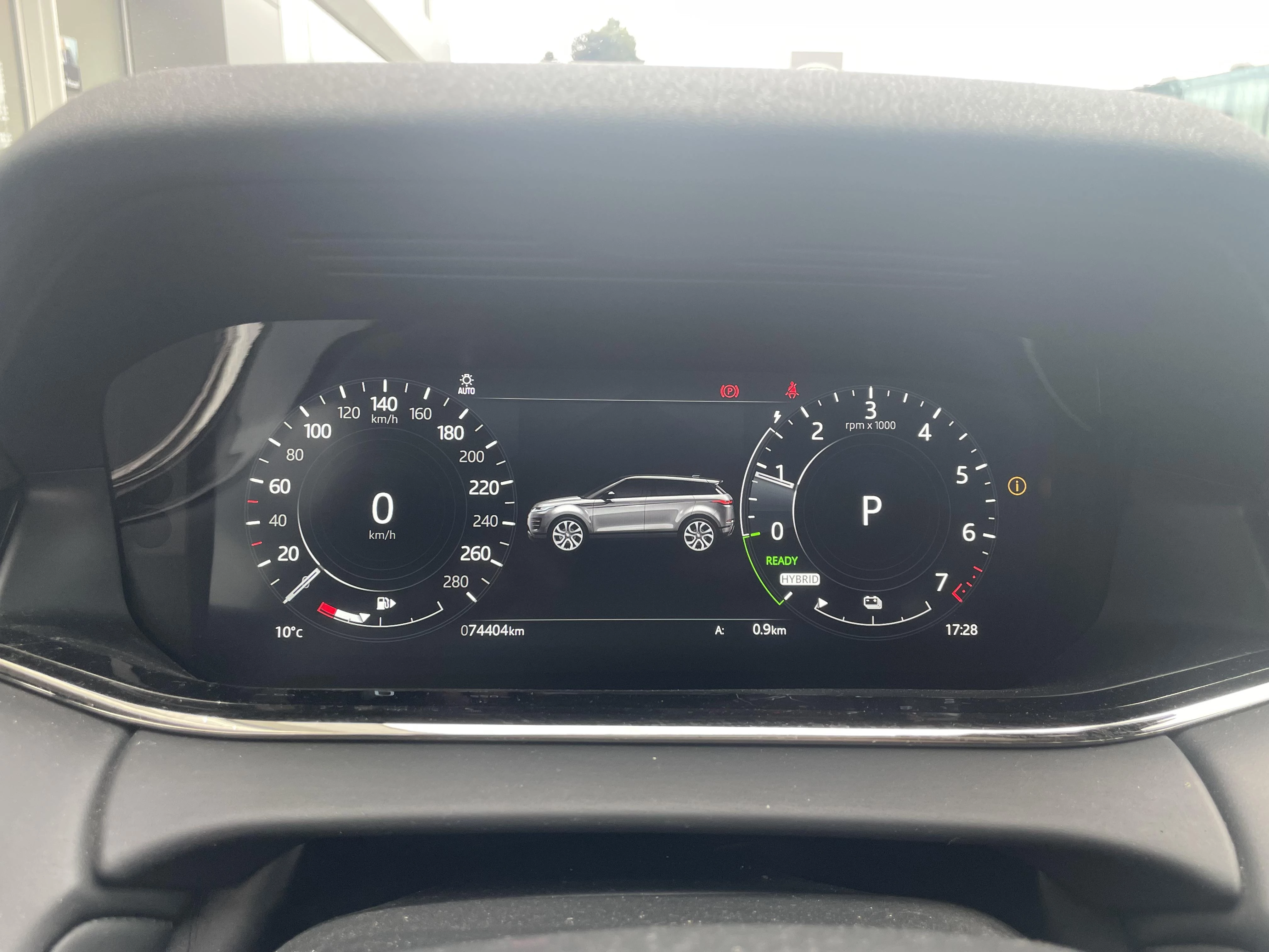 Land Rover Range Rover Evoque P300e R-Dynamic HSE